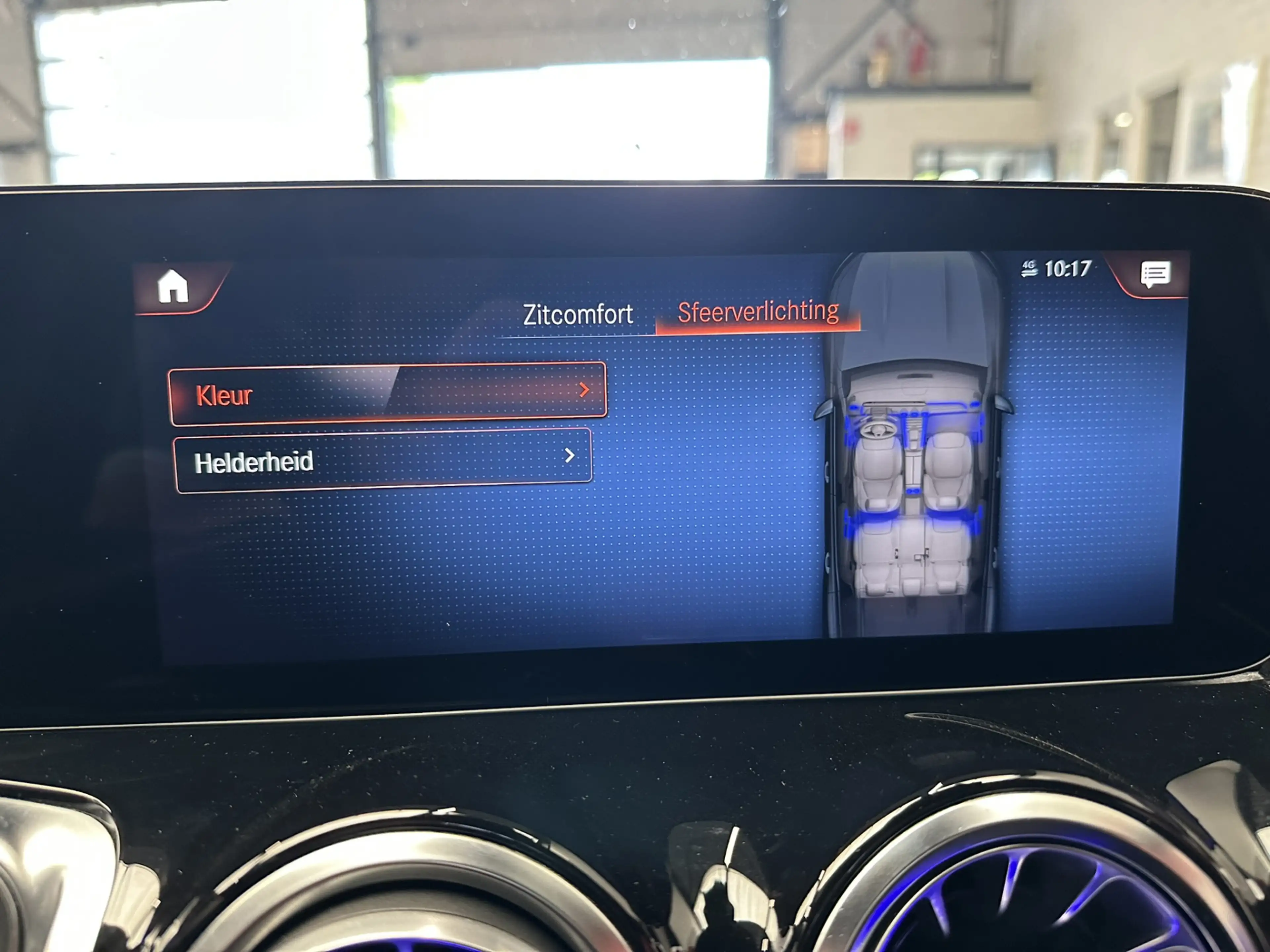 Mercedes-Benz EQB 300 4MATIC AMG LINE 67 KWH ADAPTIVE CRUISE CONTROL 360 — photo 45