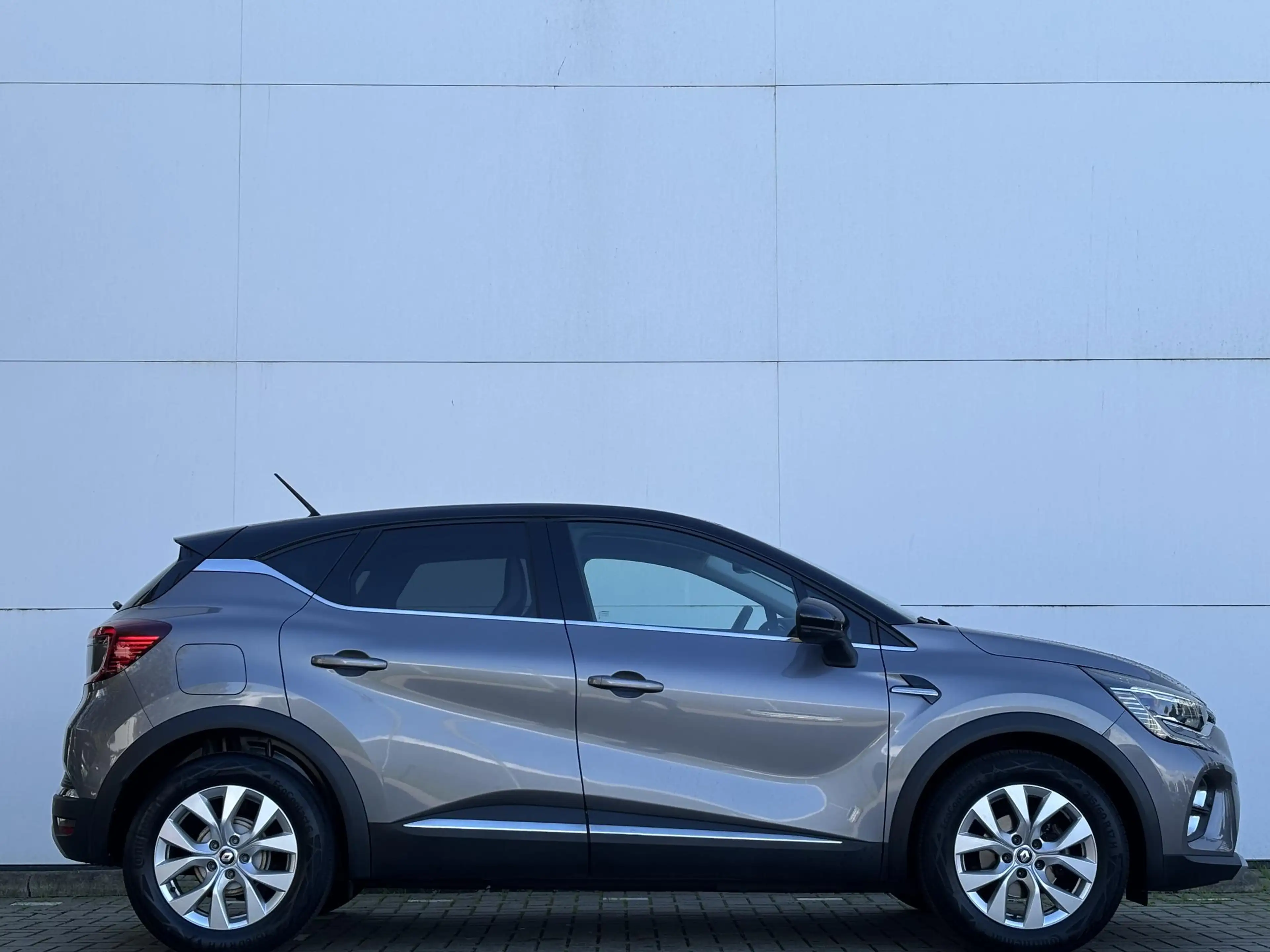Renault Captur 1.0 TCe 90 Intens l Pack parking l — photo 16