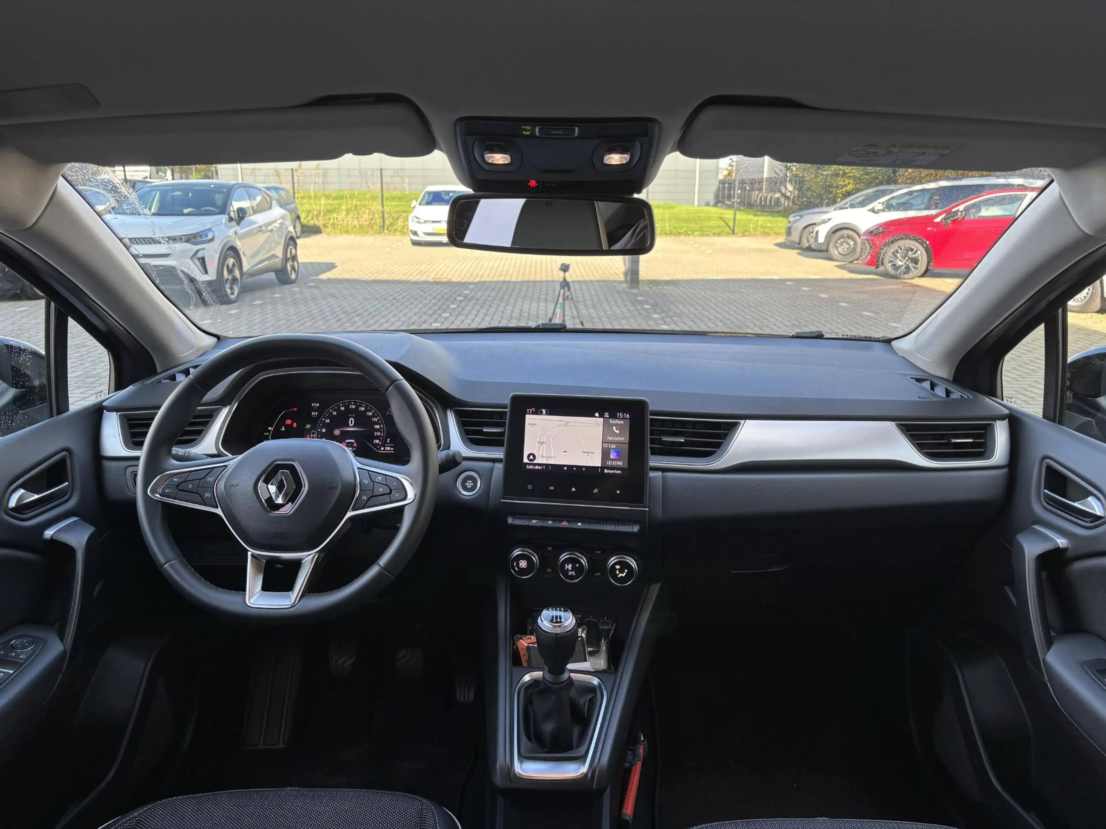 Renault Captur 1.0 TCe 90 Intens l Pack parking l — photo 3