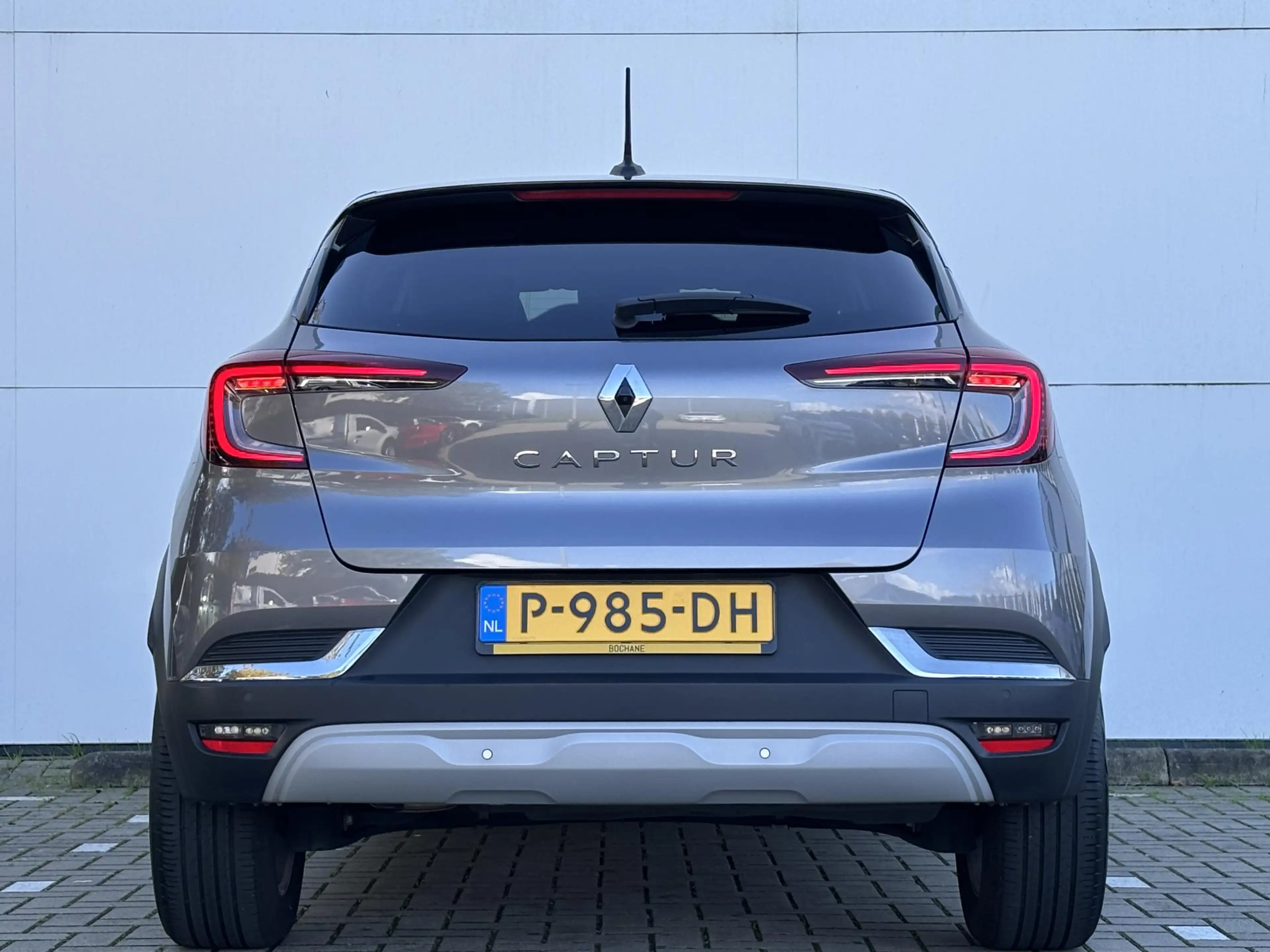 Renault Captur 1.0 TCe 90 Intens l Pack parking l — photo 18