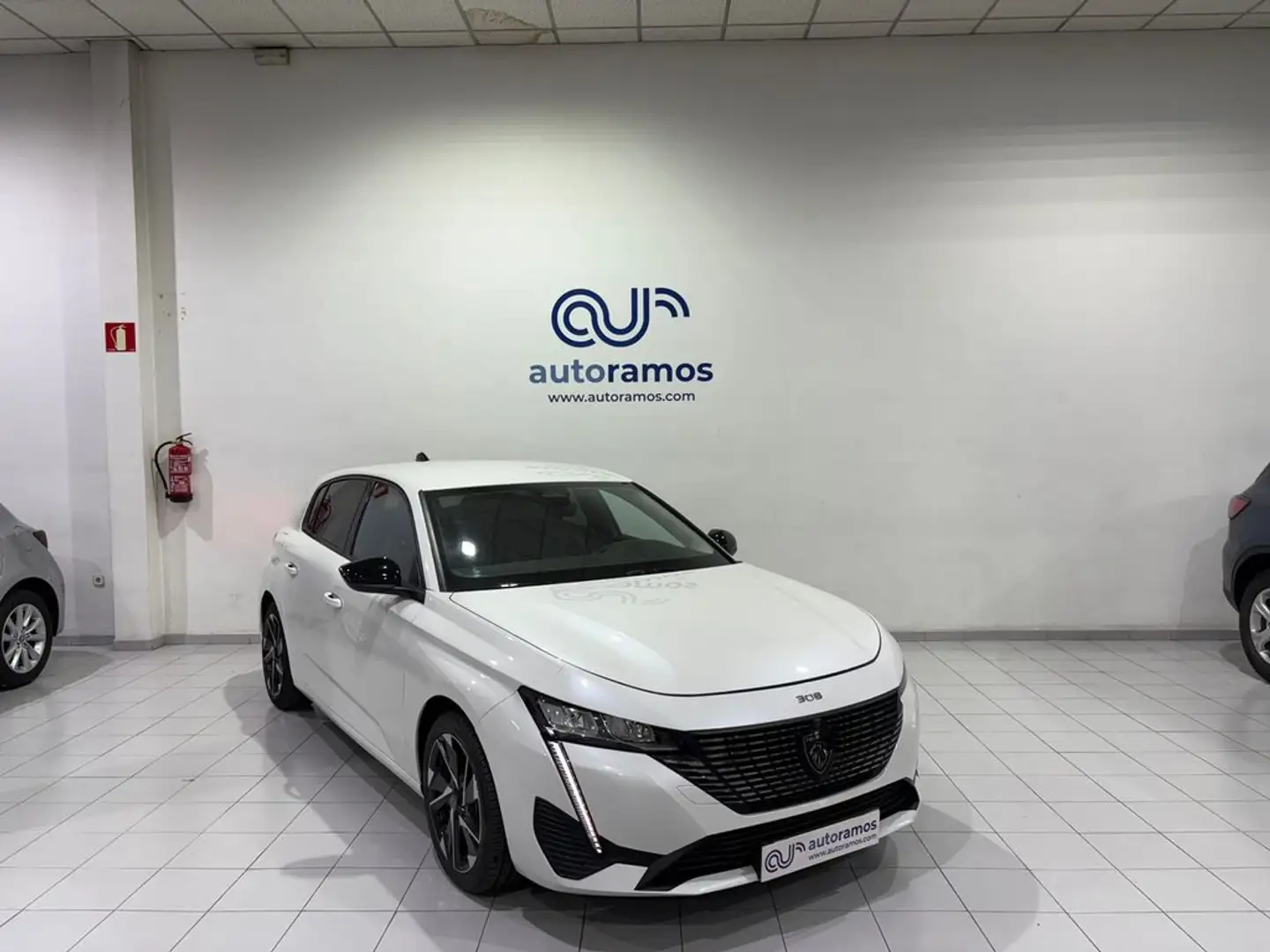 Peugeot 308 1.2 PureTech S&S Allure Pack EAT8 130 Blanco - 1