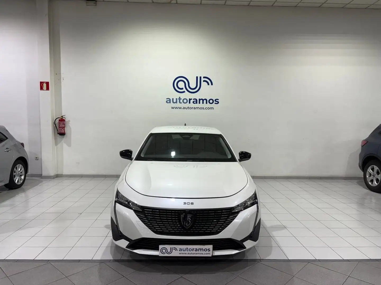 Peugeot 308 1.2 PureTech S&S Allure Pack EAT8 130 Blanco - 2