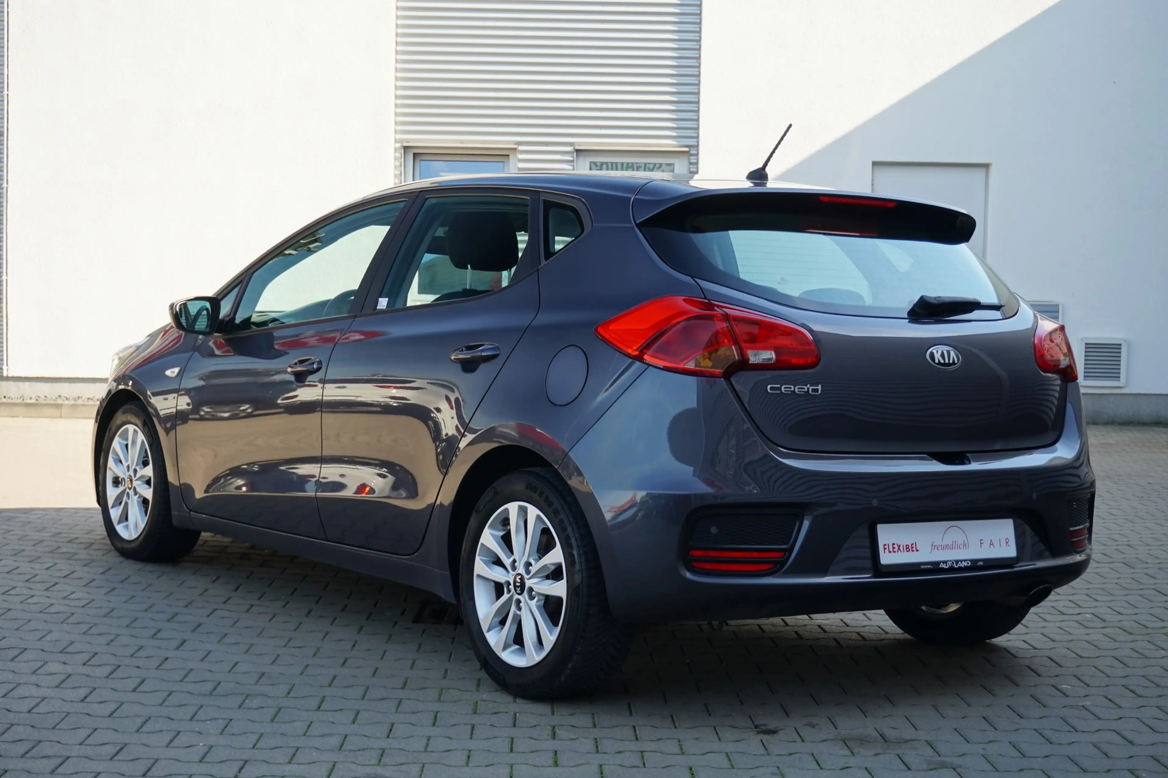 Kia Ceed / cee'd Ceed 1.4 Freisprechanlage Klima Lenkradheizung — photo 8