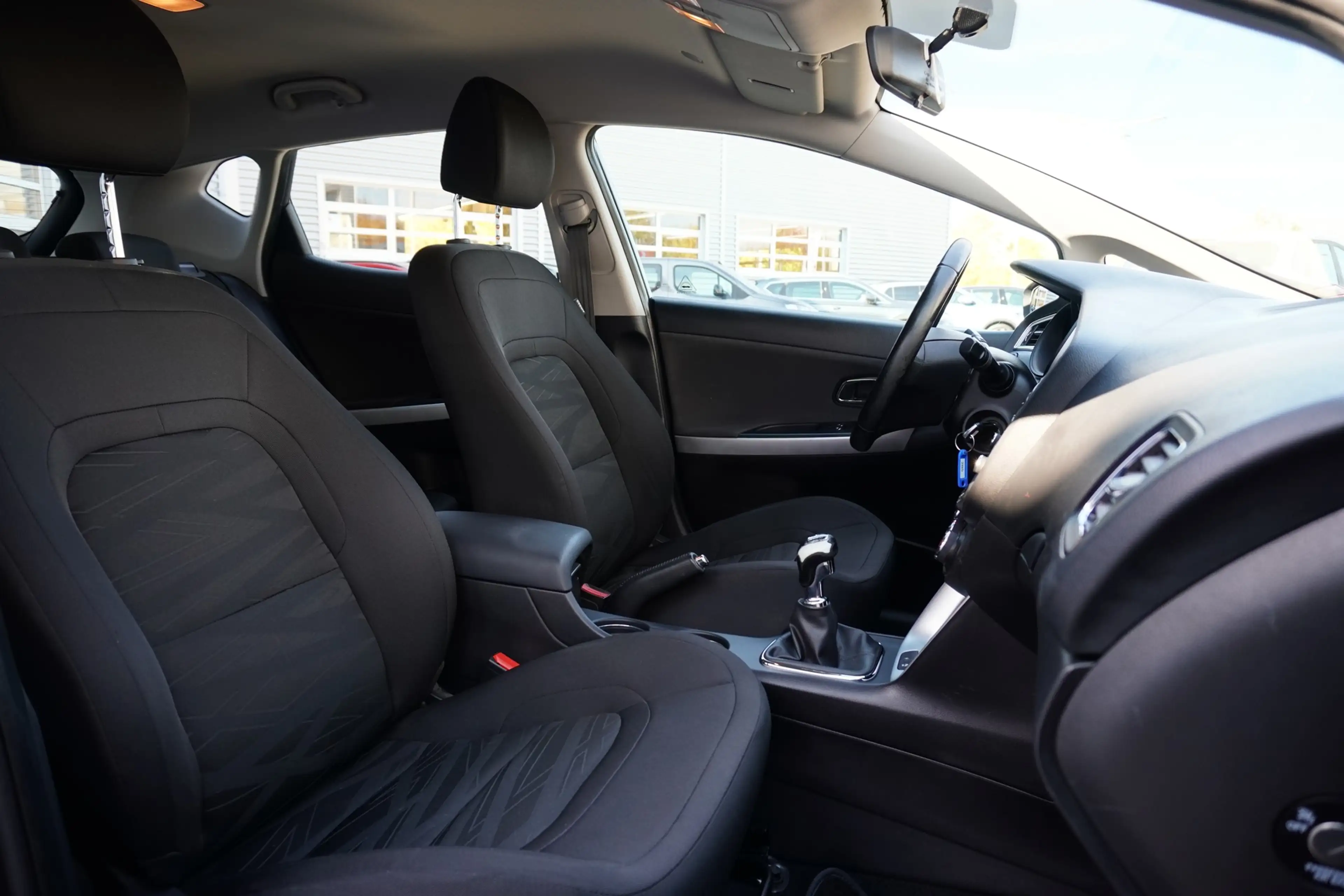 Kia Ceed / cee'd Ceed 1.4 Freisprechanlage Klima Lenkradheizung — photo 13