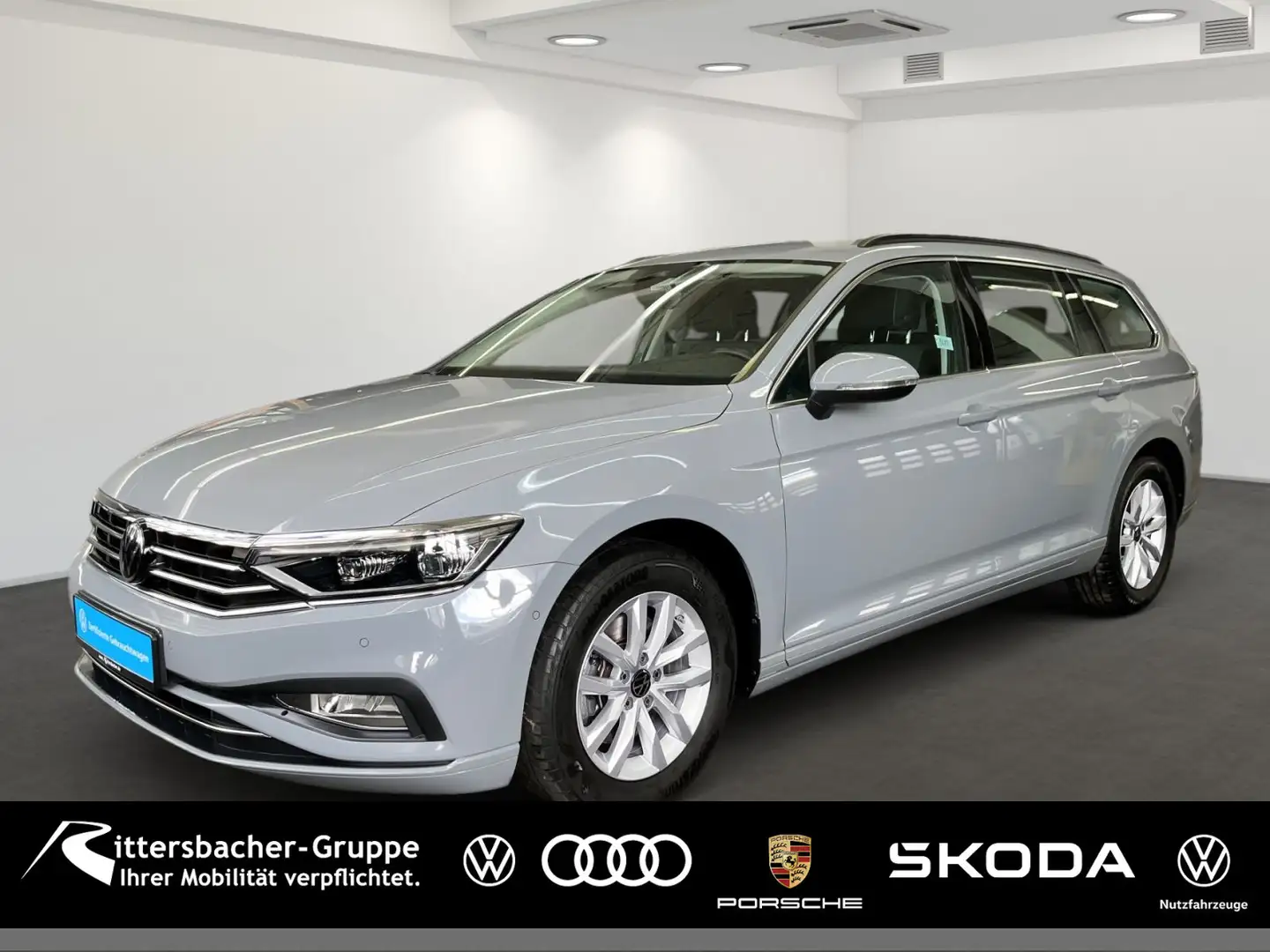 Volkswagen Passat Variant 2.0 TDI Business DSG IQLight Navi Grau - 1