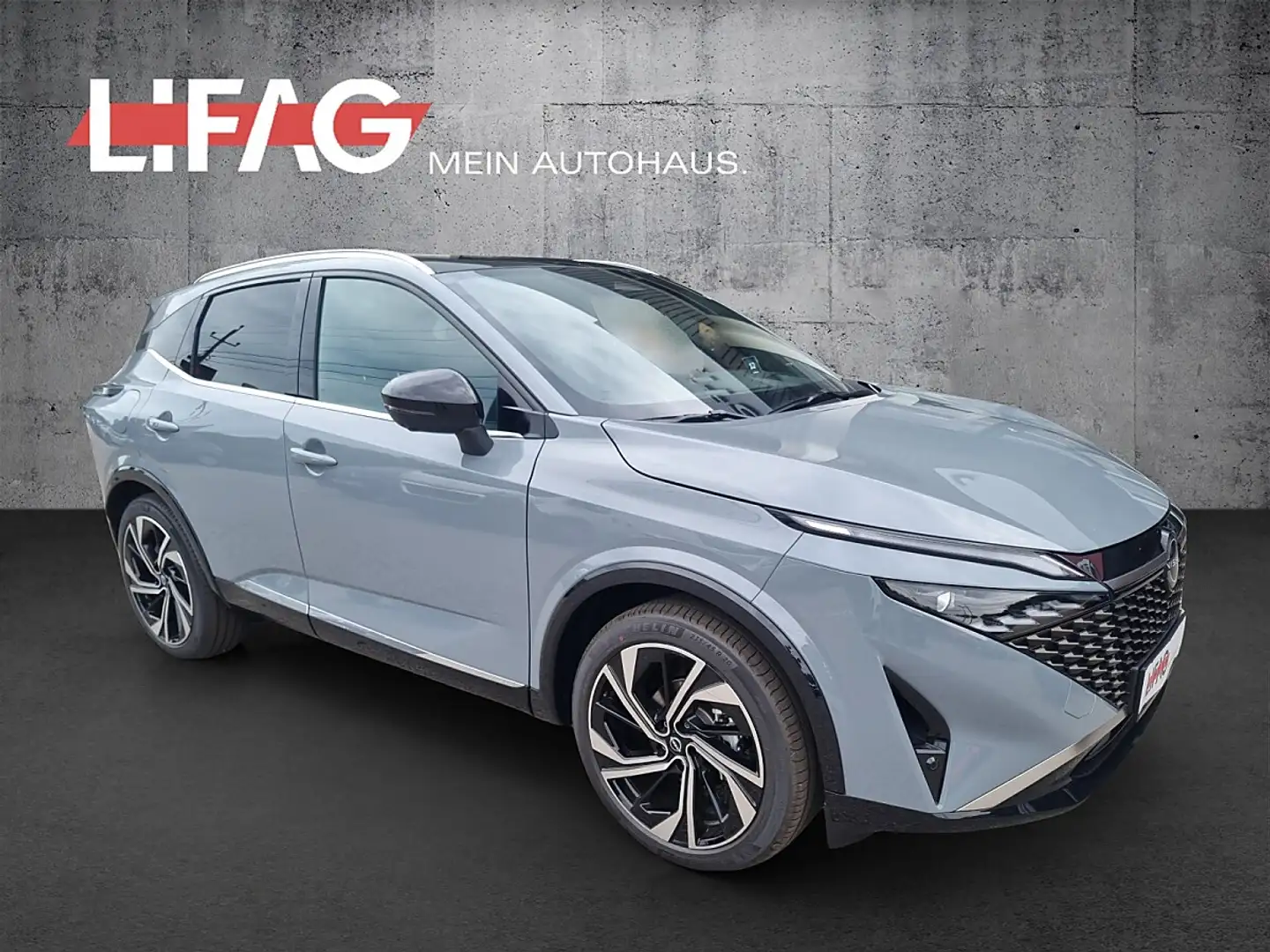 Nissan Qashqai 1,3 DIG-T MHEV Tekna+ Xtronic *ab €33.990,-* Grau - 1