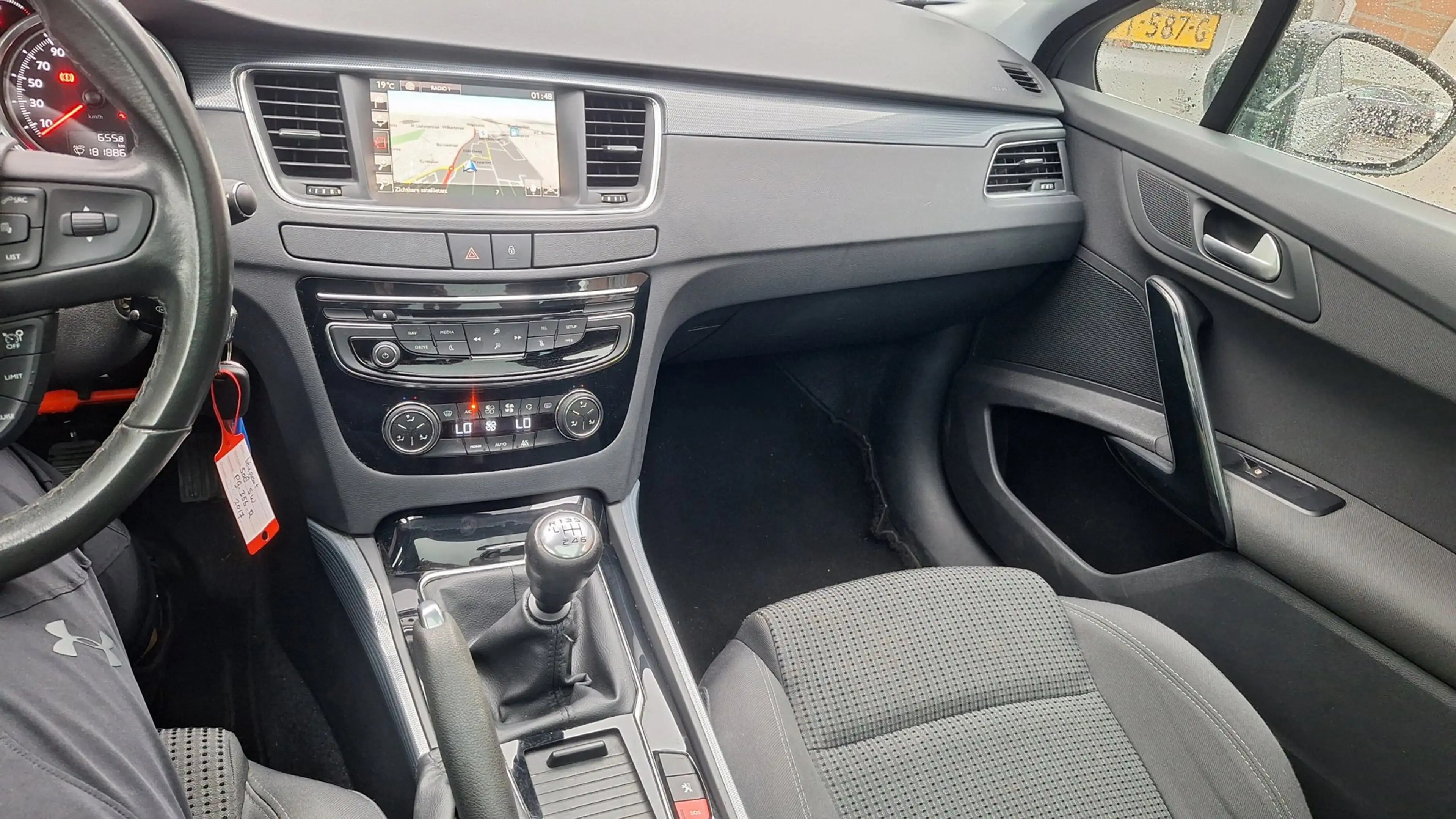 Peugeot 508 SW 1.6 BlueHDi Blue Lease Executive — photo 8