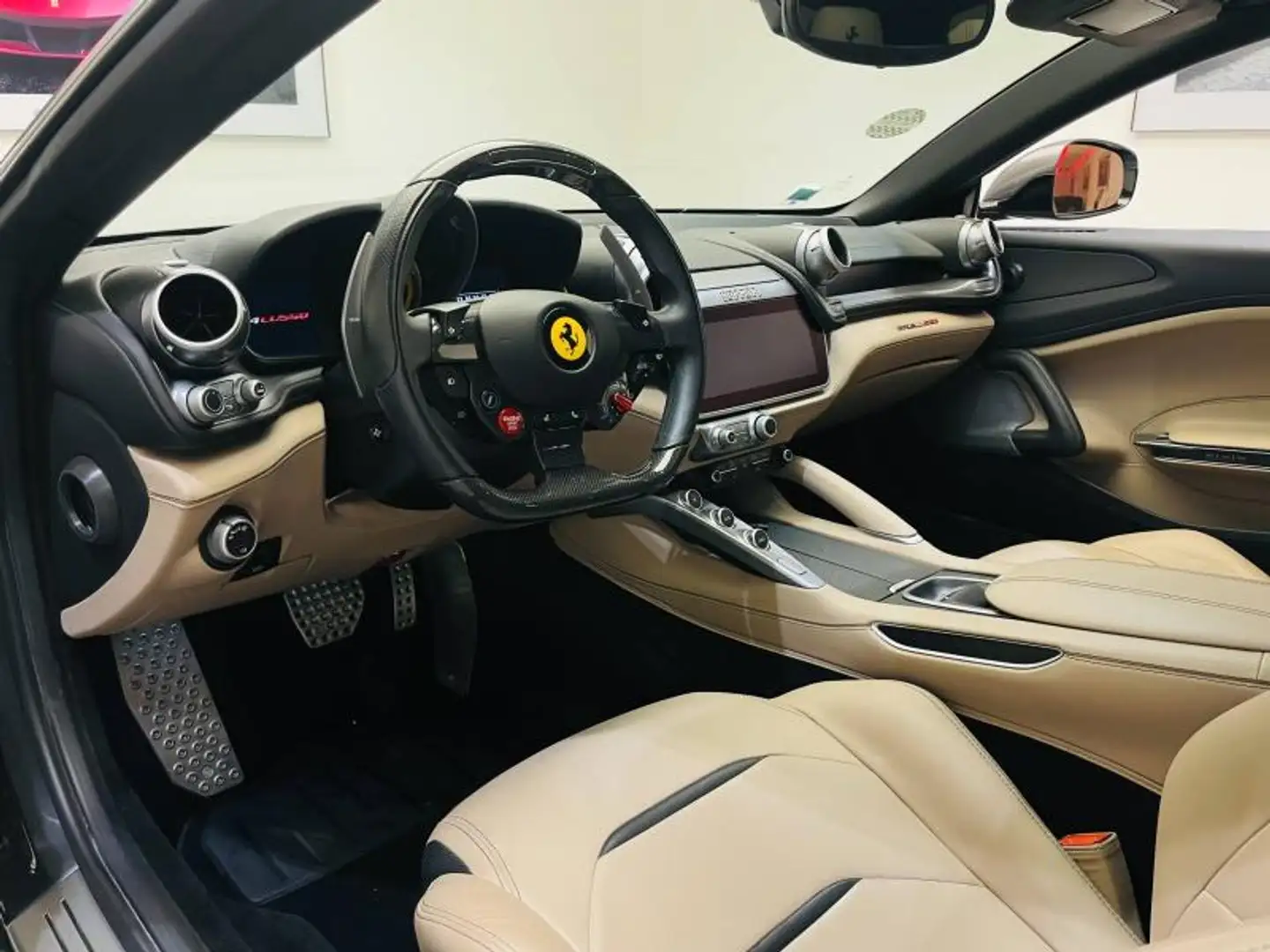 Ferrari GTC4 Lusso V12 6.3 690ch - 2