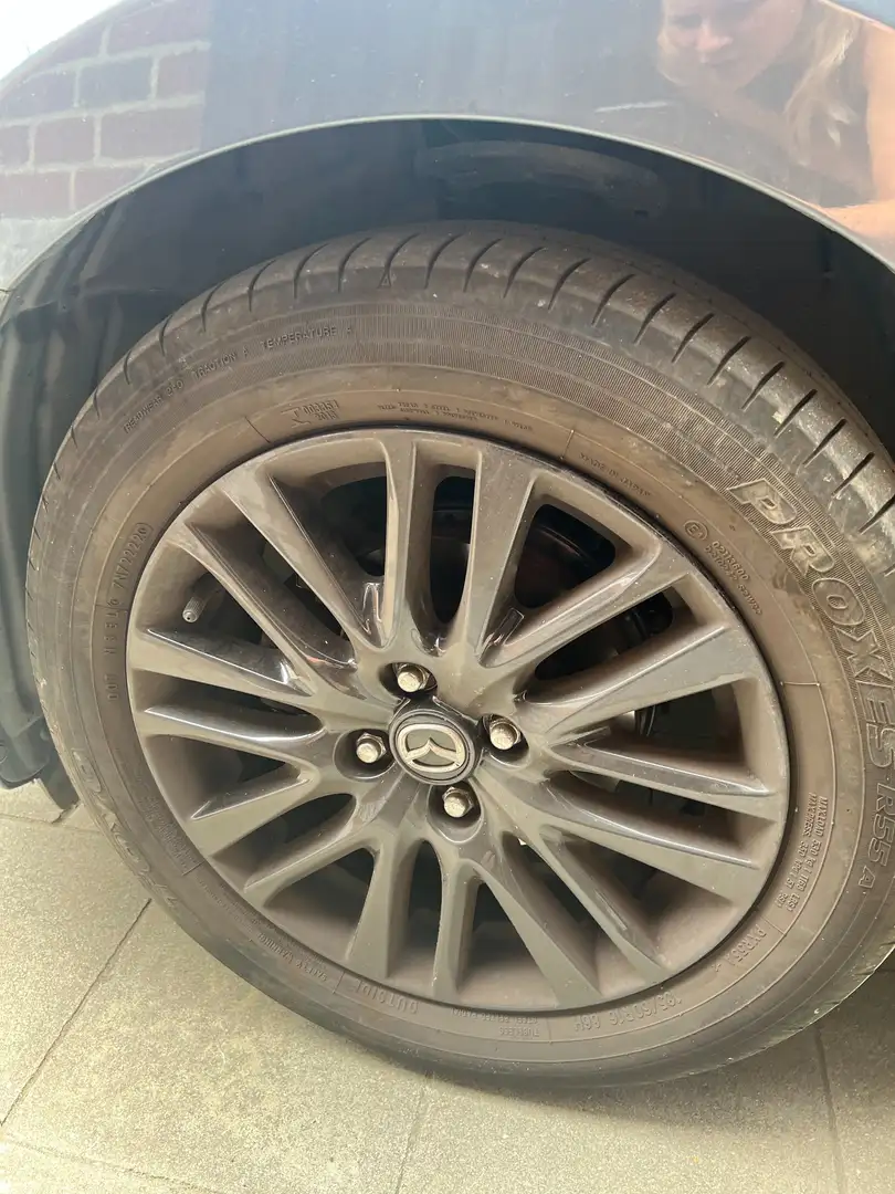 Mazda 2 2 1.5i Skyactiv-G Homura Gris - 2
