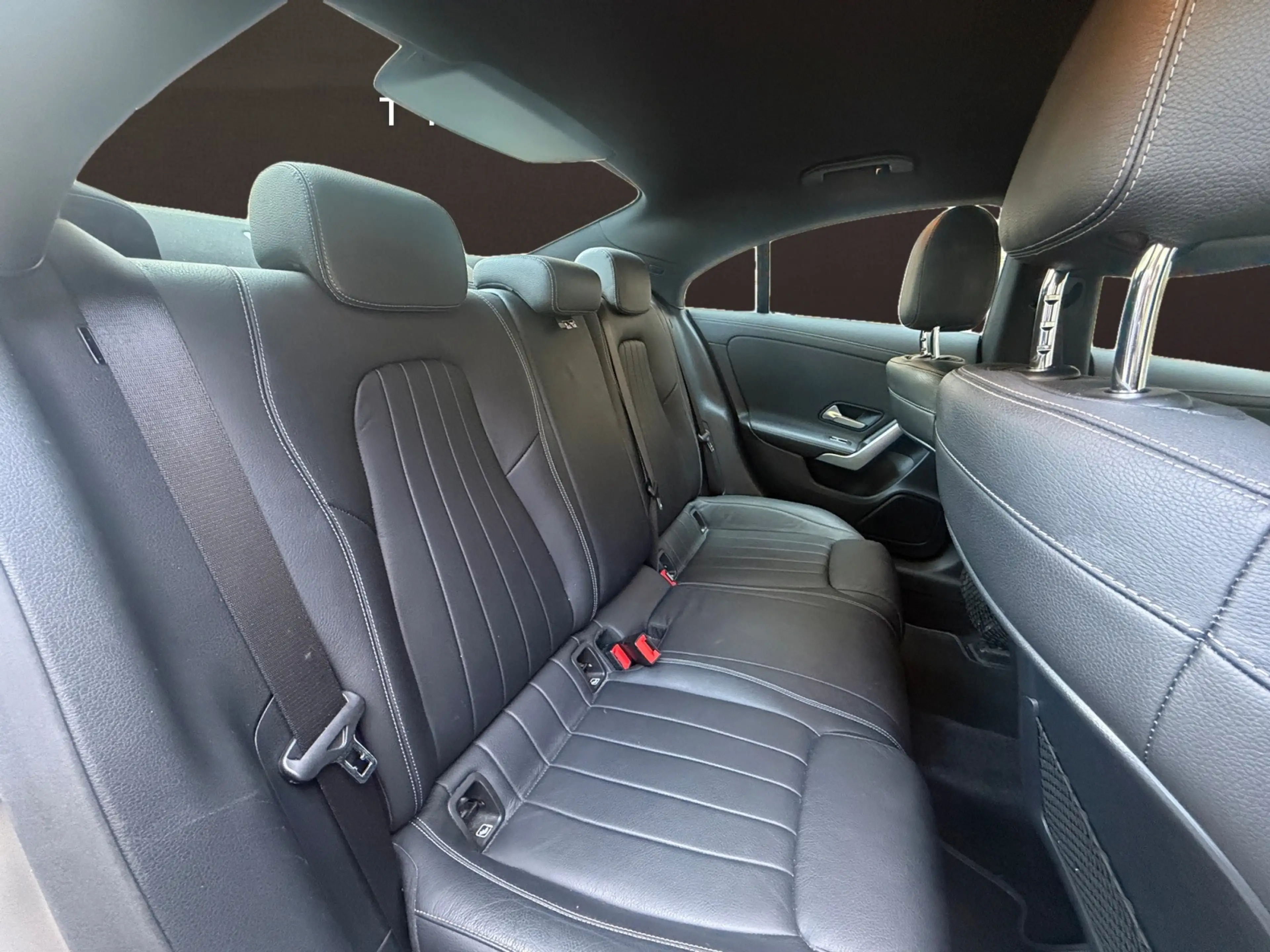 Mercedes-Benz CLA 180 Gris mat / Véhicule belge / Garantie 12 mois valable chez Mercedes — photo 12