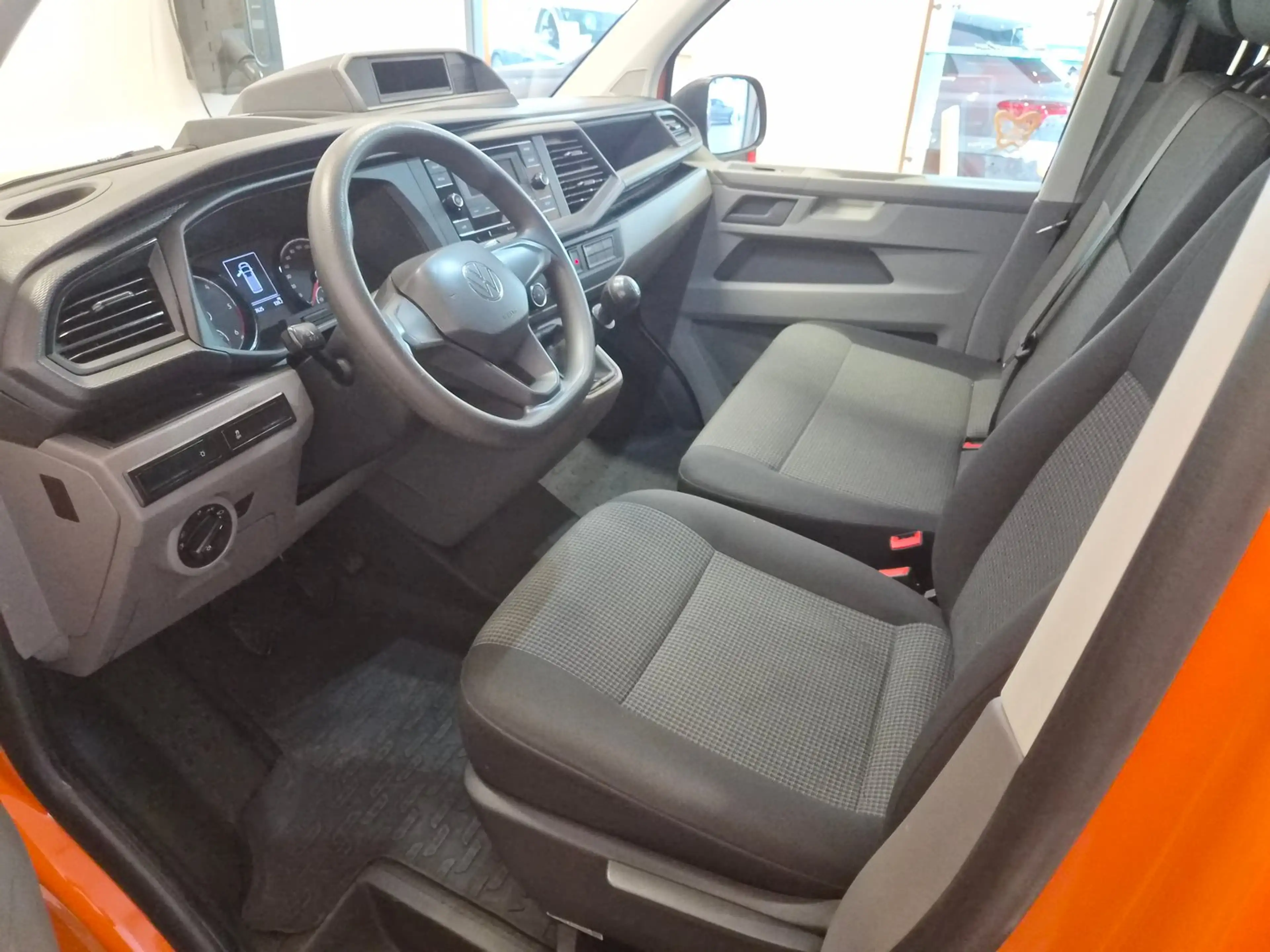 Volkswagen T6.1 Transporter VW Transporter T6.1 Kastenwagen LR TDI 4MOTION — photo 5