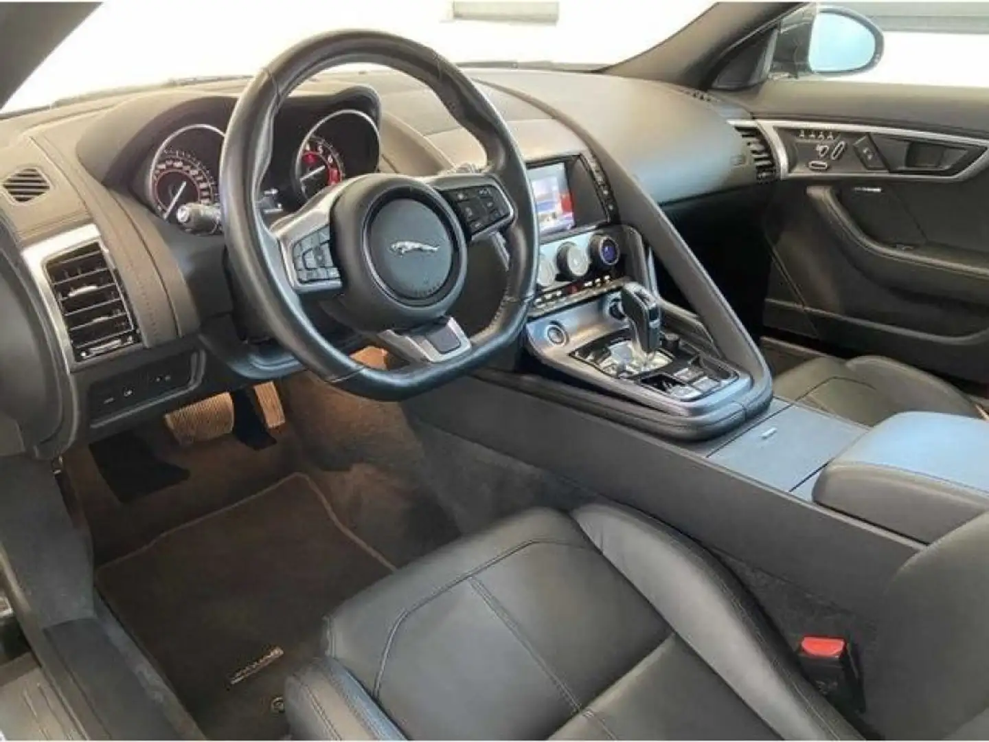 Jaguar F-Type 3.0 V6 380 CV aut. AWD Coupé Nero - 1