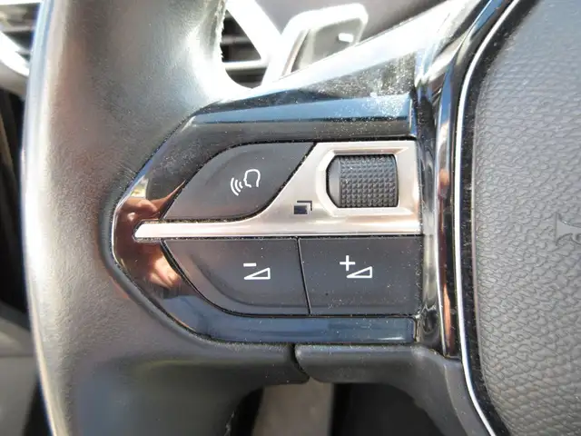 Peugeot 5008 view 14