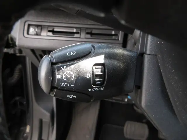 Peugeot 5008 view 13
