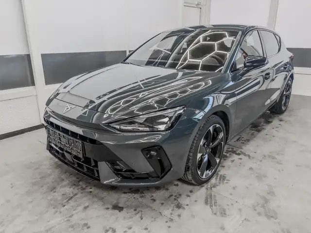 CUPRA Leon 1.5 eTSI DSG ACC SHZ KEYLESS 1.5 eTSI DSG 110kW...