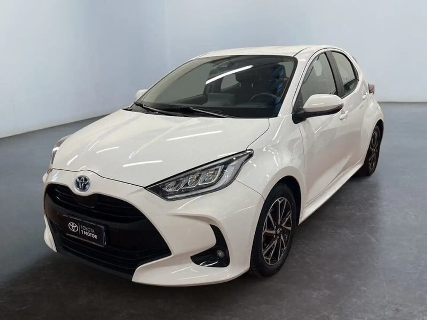 Toyota Yaris 1.5 Hybrid 5 porte Trend Blanc - 1