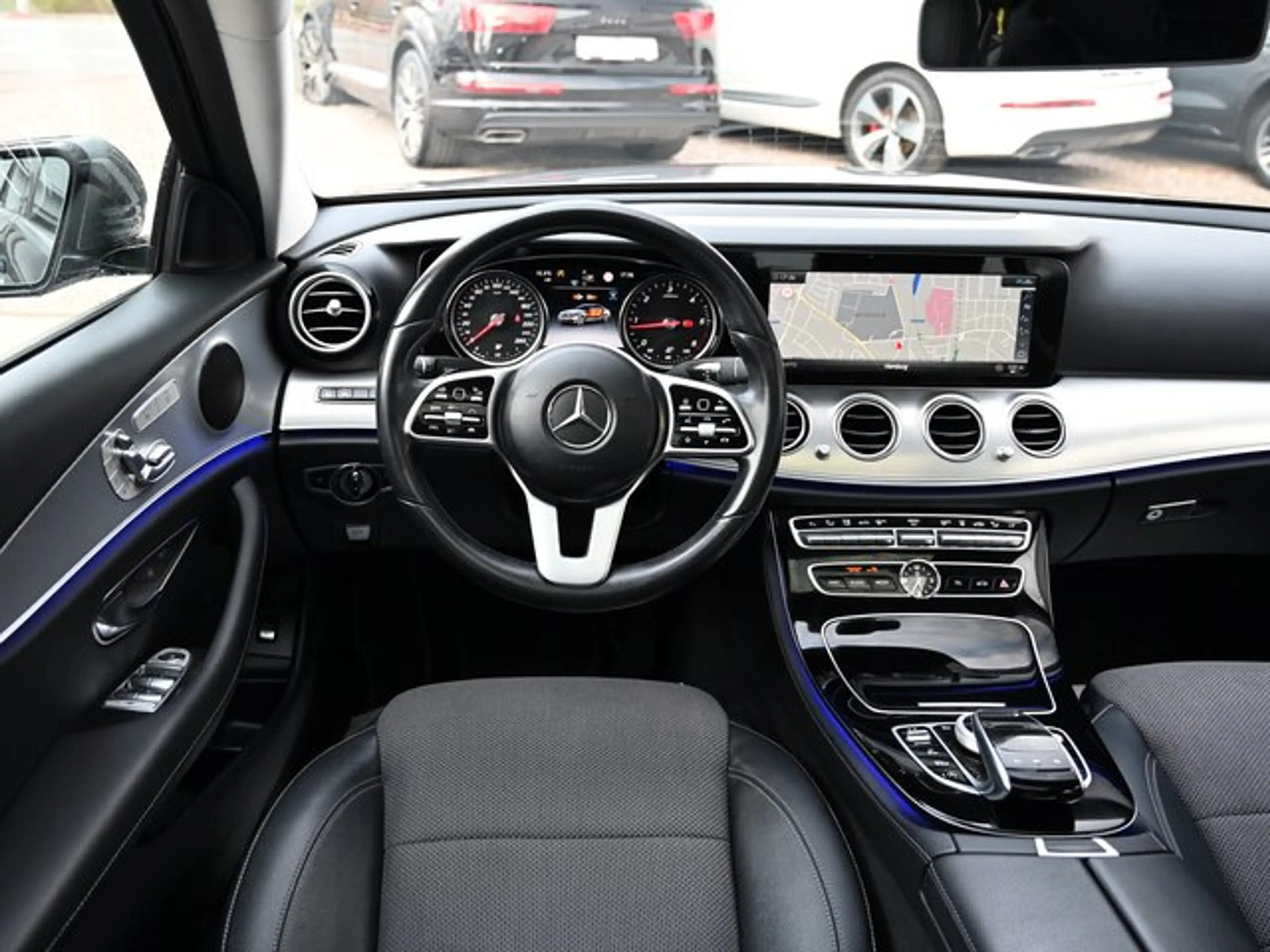 Mercedes-Benz E 220 d StandHzg*el.SD*ACC*Kamera*Multibeam — photo 4
