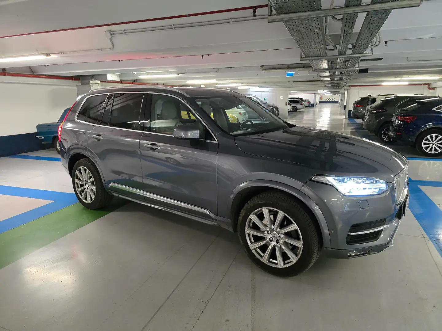 Volvo XC90 XC90 II 2015 2.0 d5 Inscription awd 7p geatronic Grigio - 2