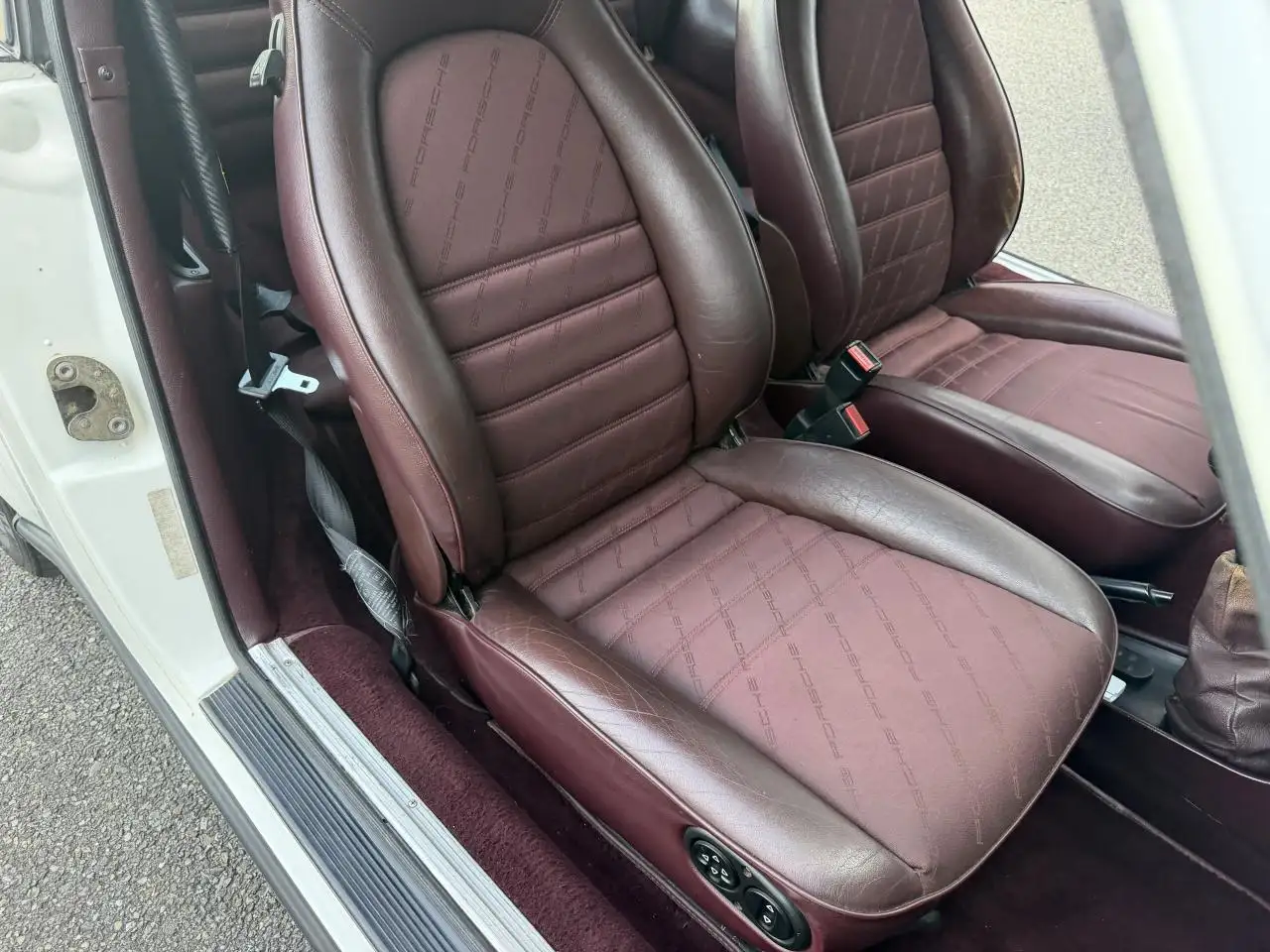 Porsche 911 3.2 Carrera SC Maching Number, foto 12