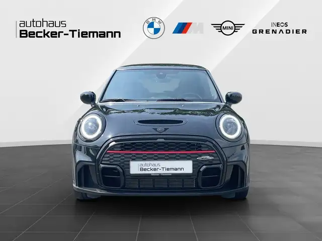 Mini Hatch view 2