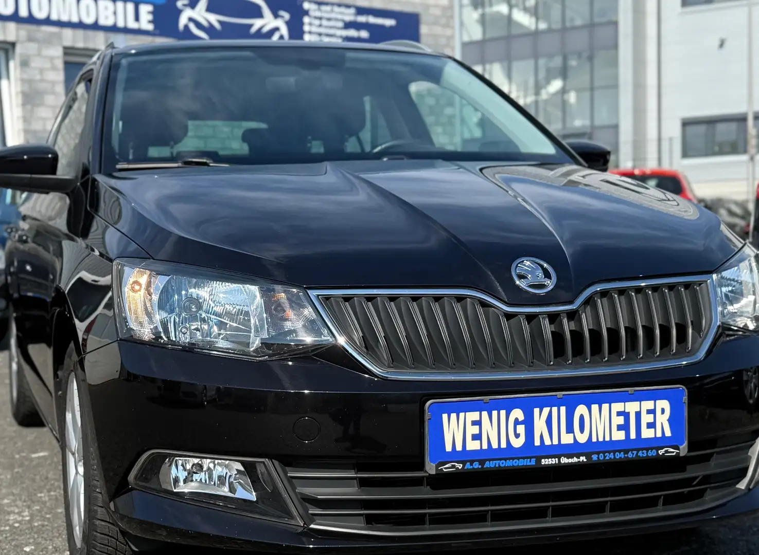 Skoda Fabia JOY AHK, Tempomat, Klimatronic, TOP GEPFLEGT! Schwarz - 2