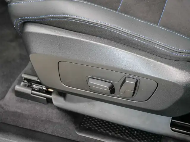 BMW 2 Series view 27