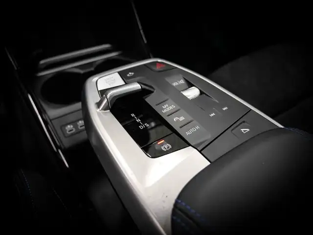 BMW 2 Series view 22