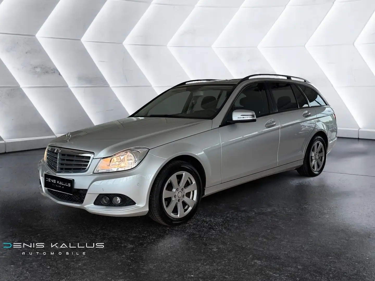 Mercedes-Benz C 200 CDI Classic DPF C 200 CDI /Gepflegt Plateado - 1