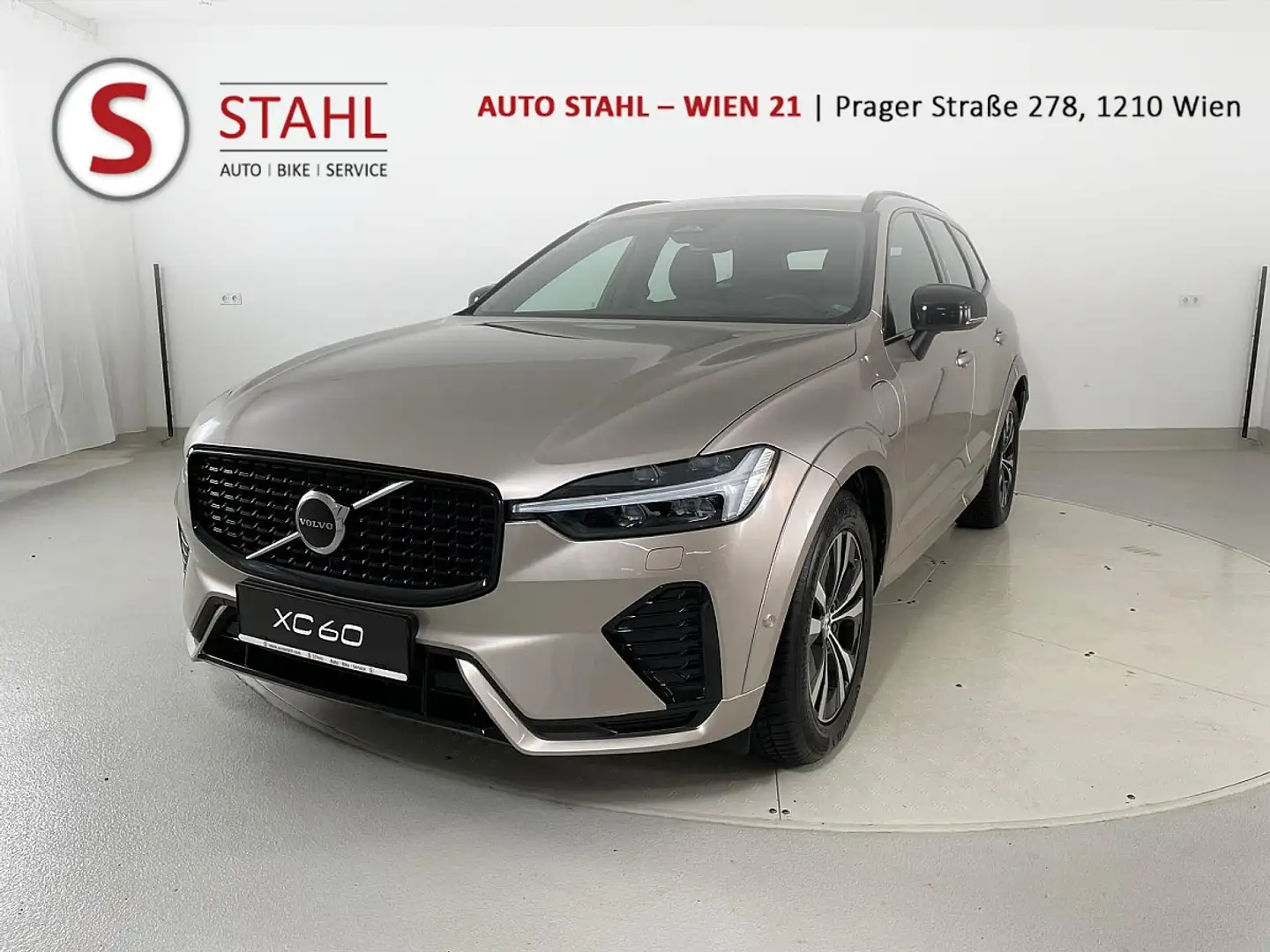 Volvo XC60 T6 AWD PHEV Ultra Dark Aut.  Stahl Wien 21 - 1