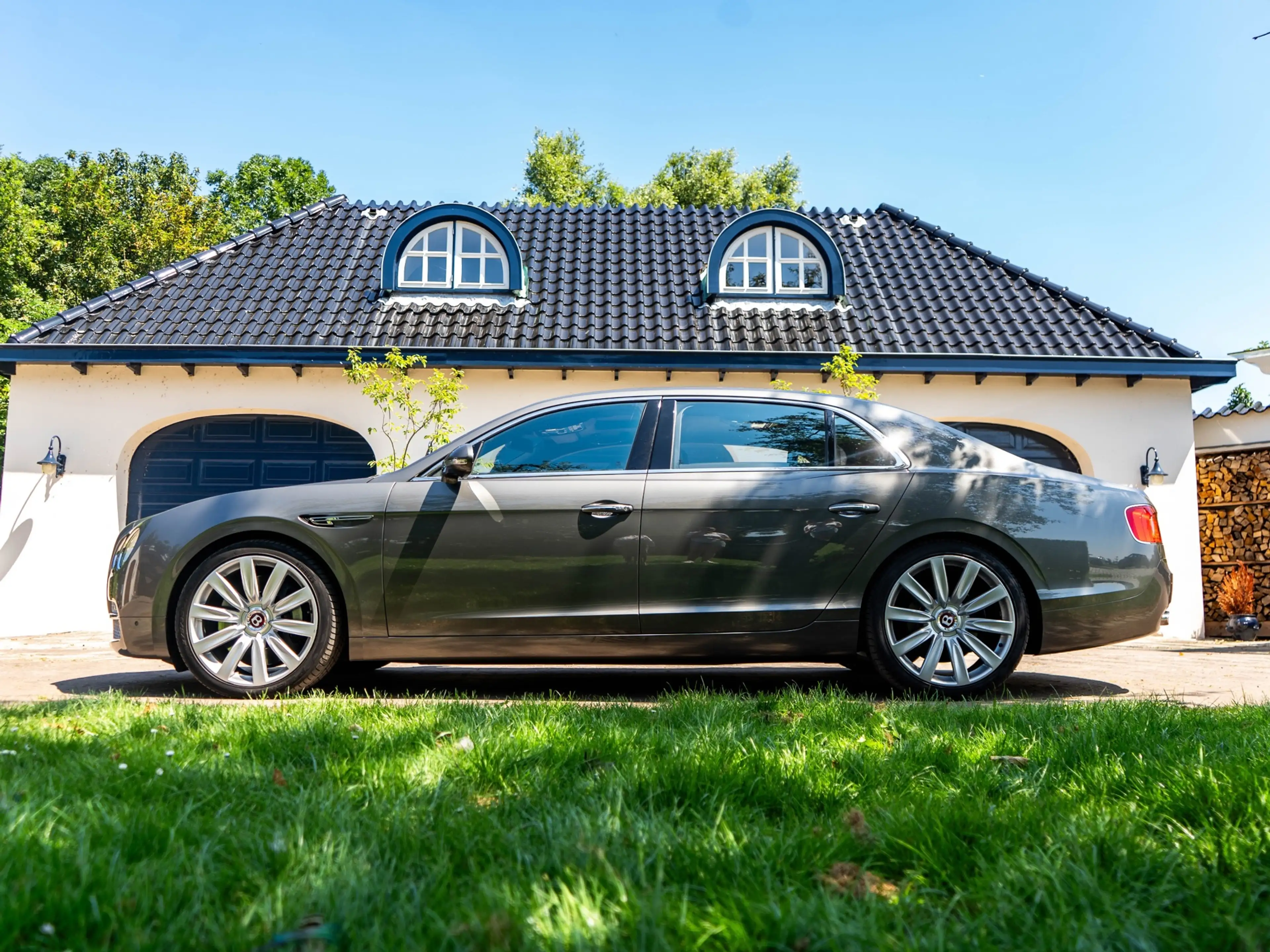 Bentley Flying Spur 6.0 W12 — photo 5
