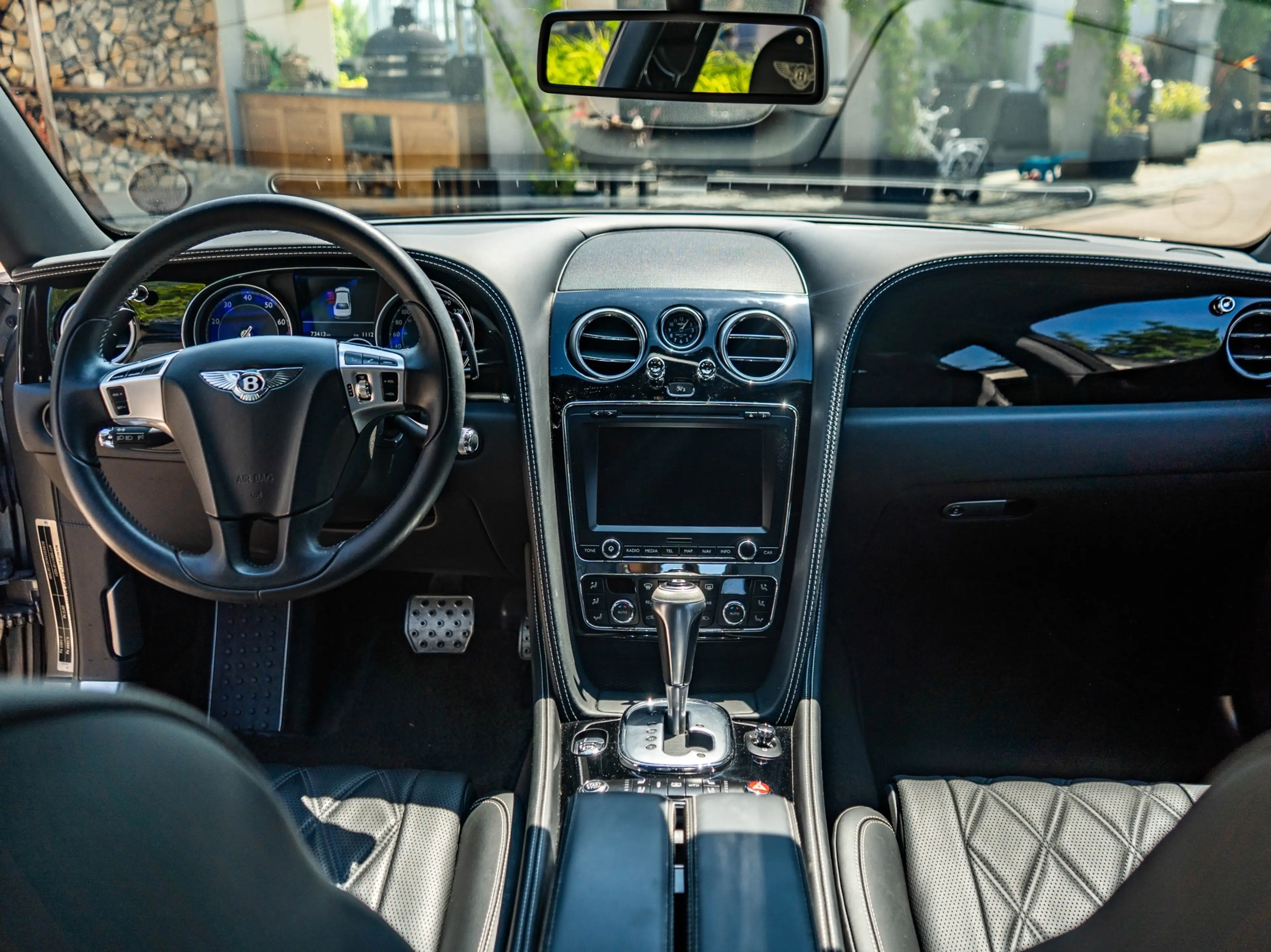 Bentley Flying Spur 6.0 W12 — photo 3