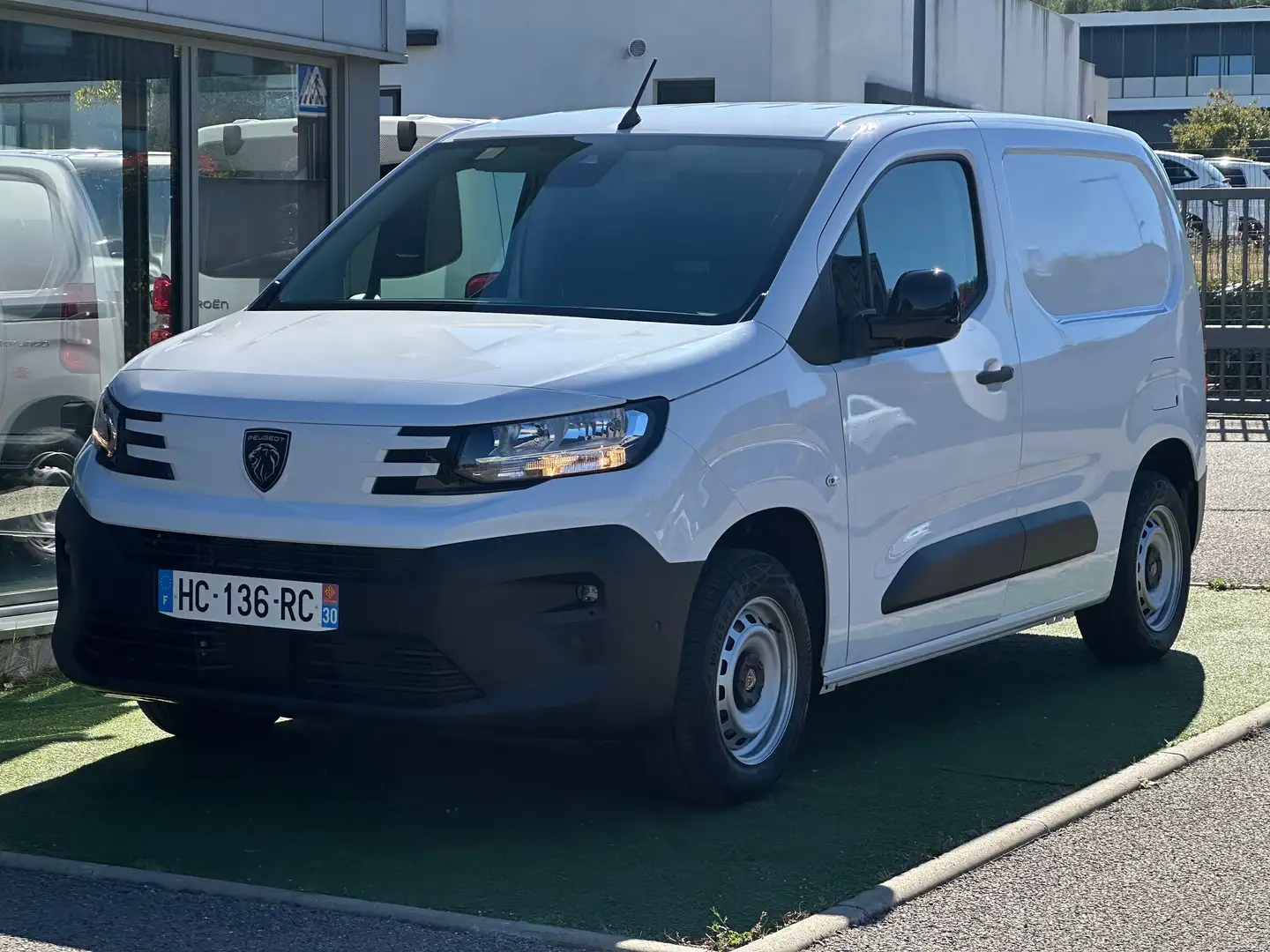 Peugeot Partner Fourgon Taille M 650kg BlueHDi 100ch S&S BVM6 -30% - 1