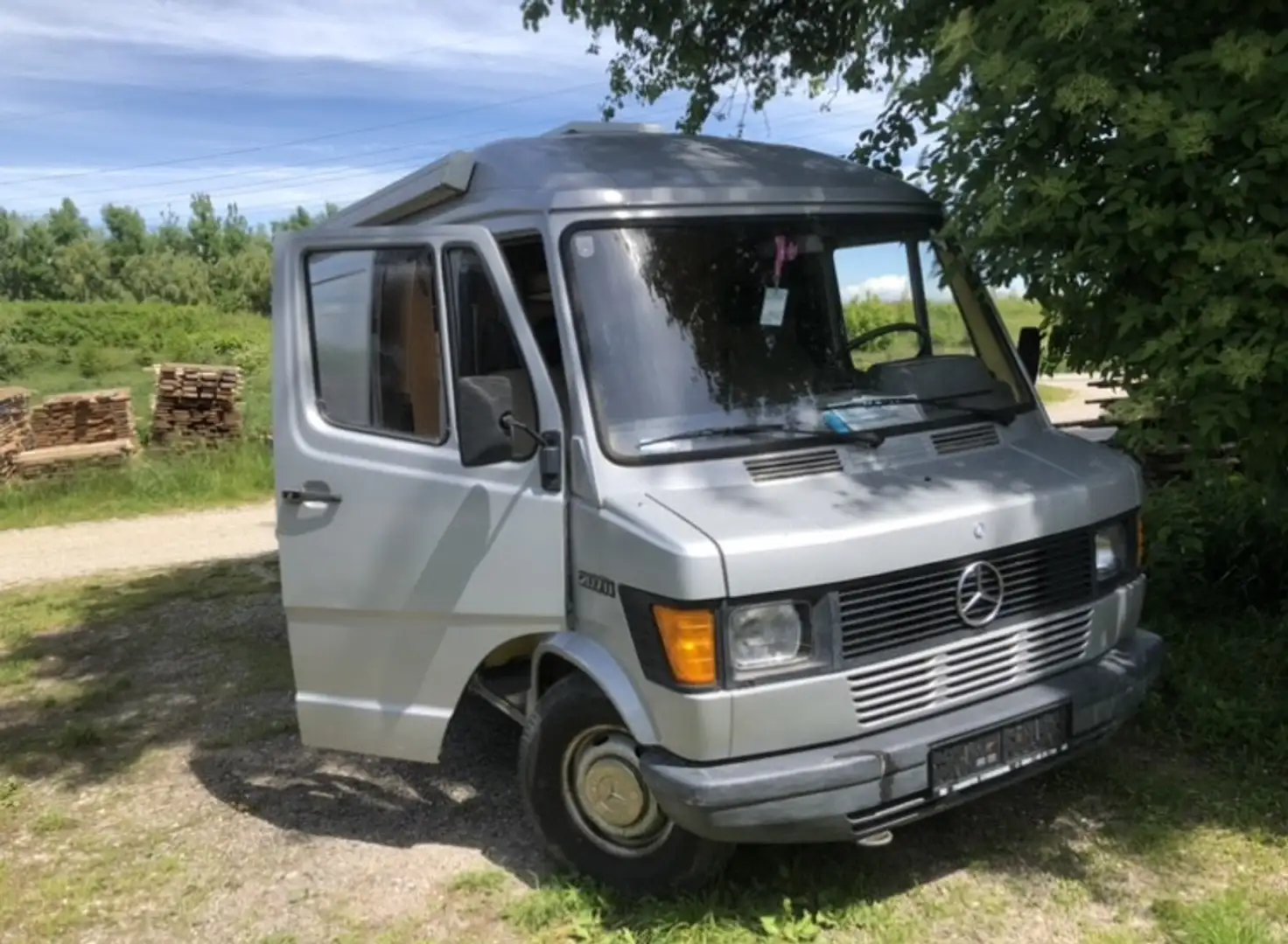 Mercedes-Benz 208 Spezialkraftwagen Daimler Benz Grau - 2