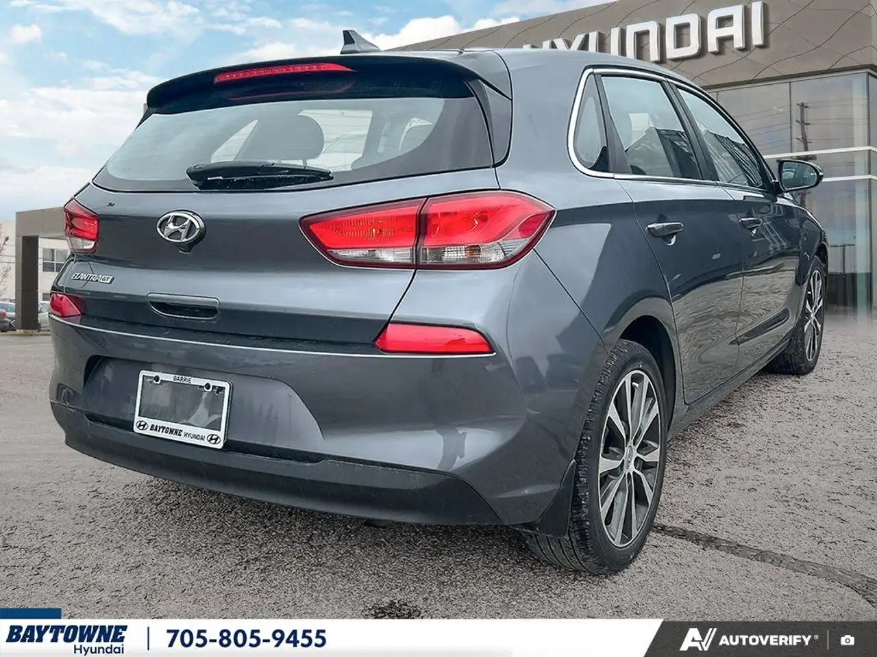 Hyundai ELANTRA снимка Hyundai ELANTRA