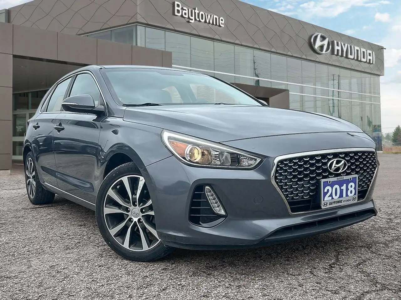 Hyundai ELANTRA снимка Hyundai ELANTRA