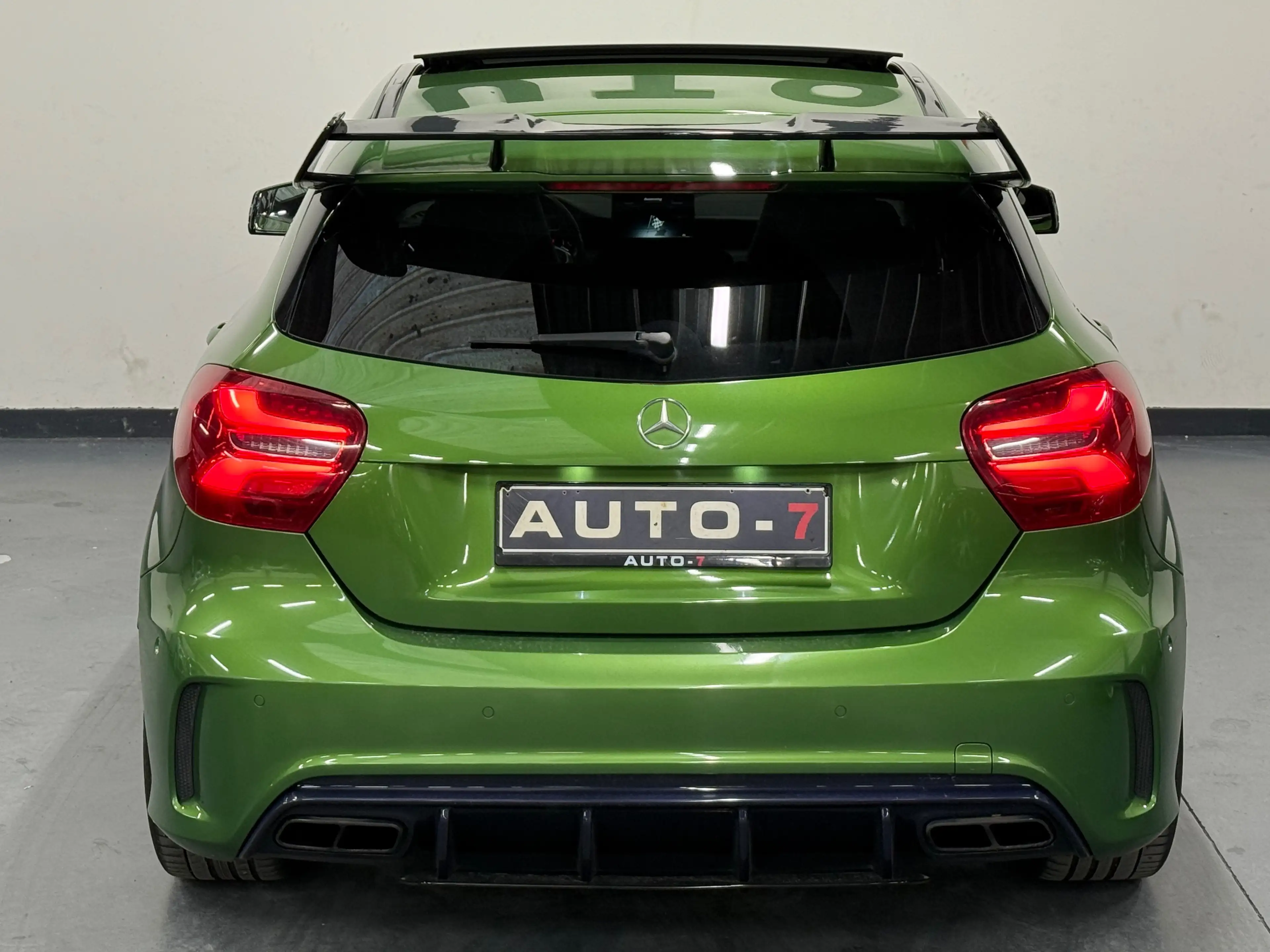 Mercedes-Benz A 45 AMG 4-Matic Face-lift Performance 2017 — photo 6