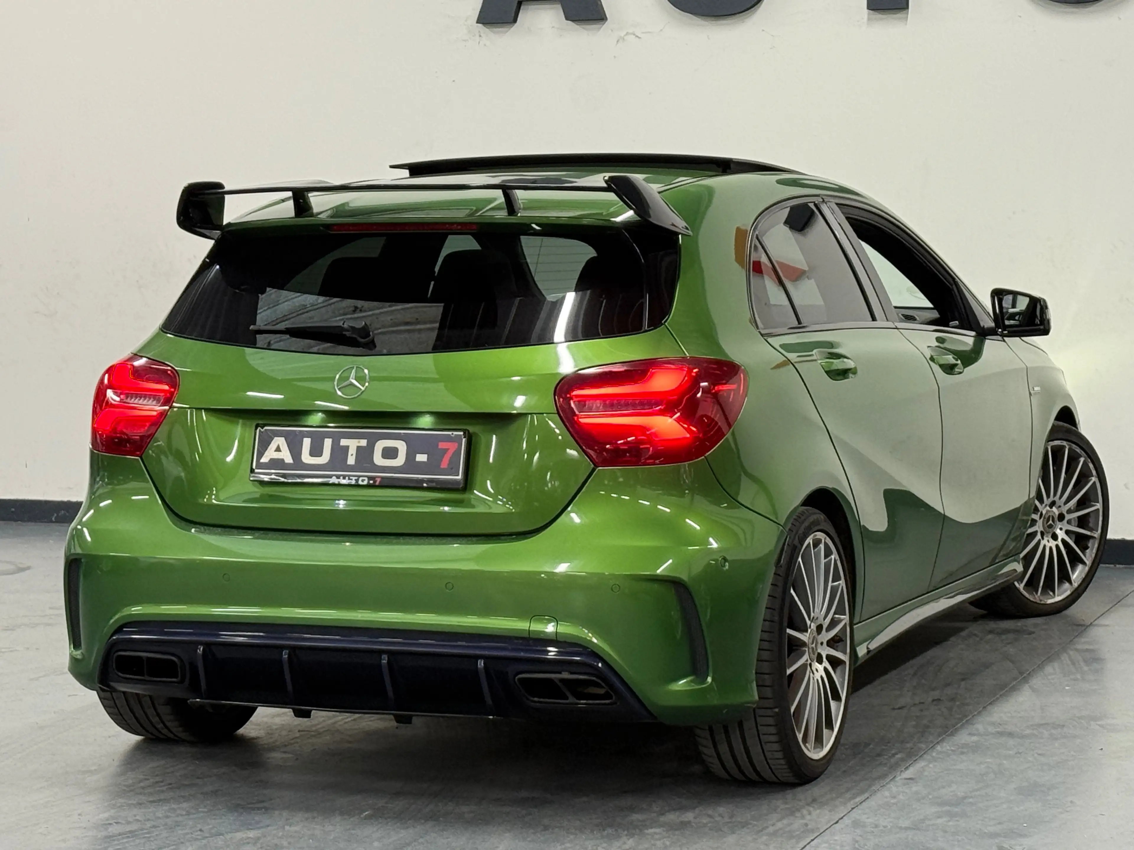 Mercedes-Benz A 45 AMG 4-Matic Face-lift Performance 2017 — photo 7