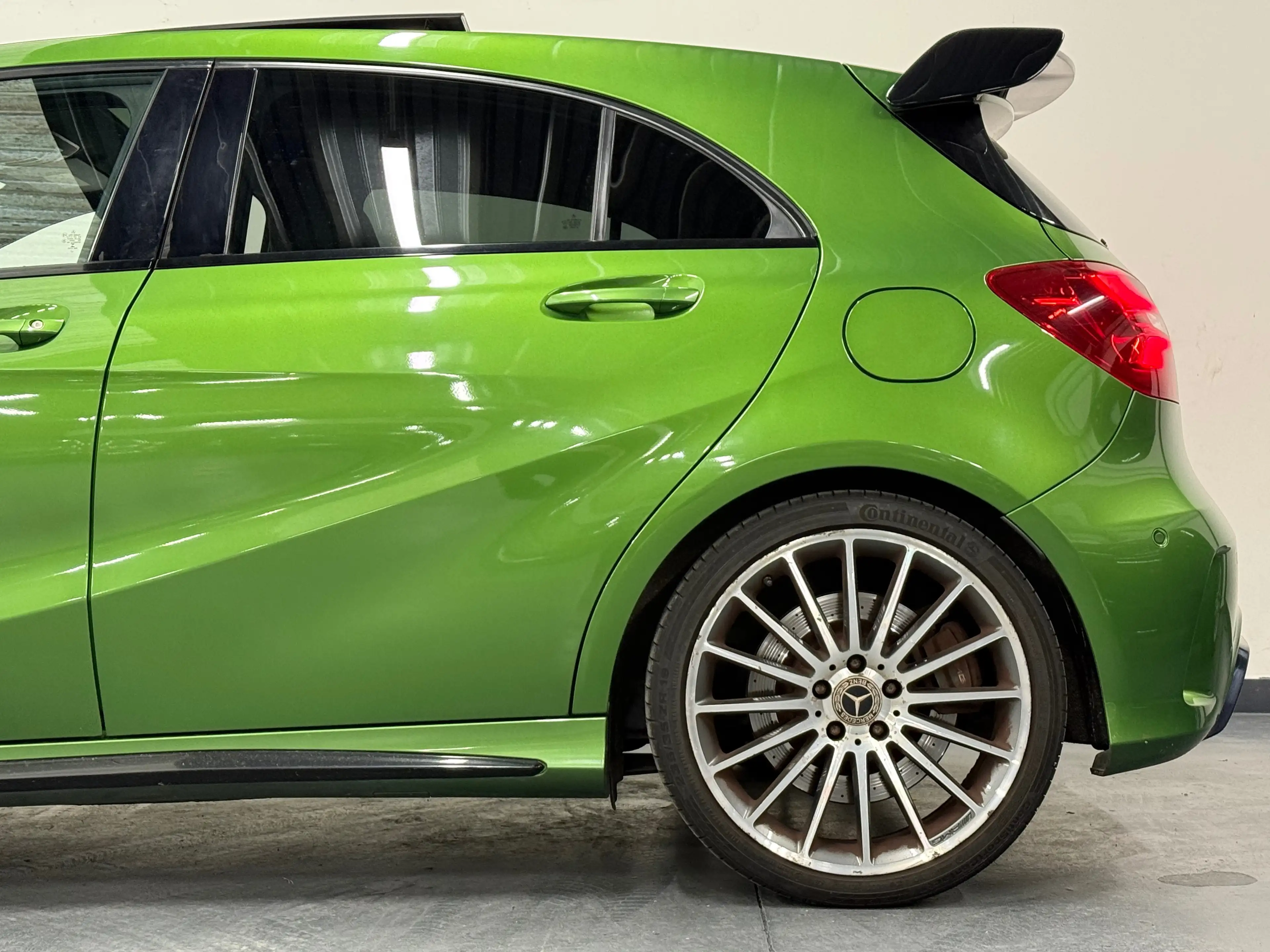 Mercedes-Benz A 45 AMG 4-Matic Face-lift Performance 2017 — photo 5