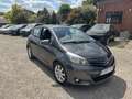 Toyota Yaris 1.4 D-4D Comfort DPF Grijs - thumbnail 3