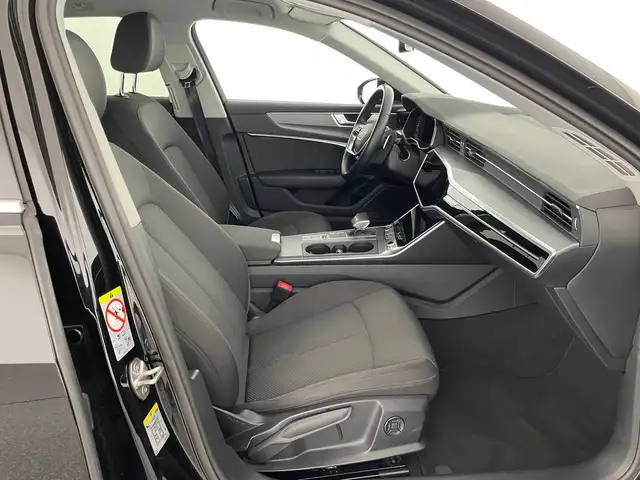 Audi A6 view 10