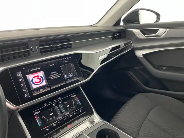 Audi A6 view 9