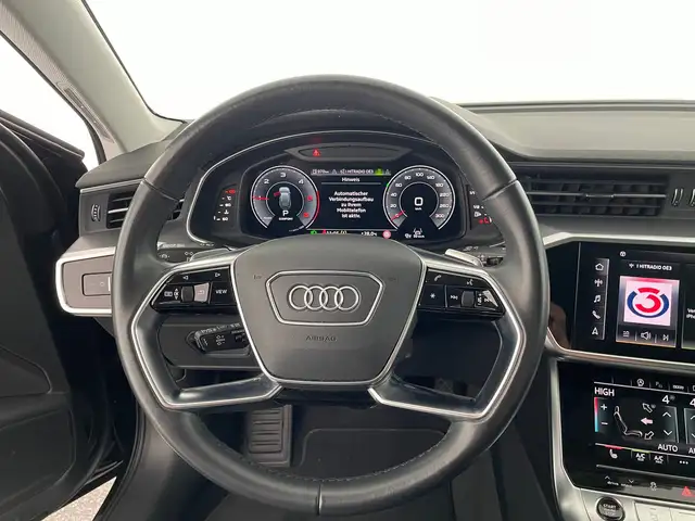 Audi A6 view 13