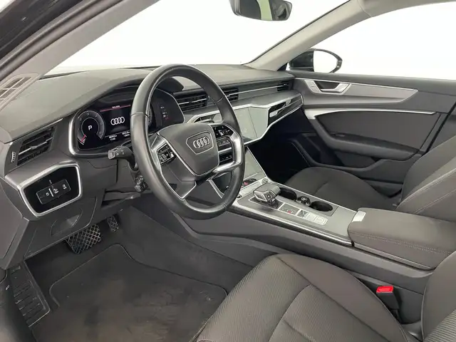 Audi A6 view 8