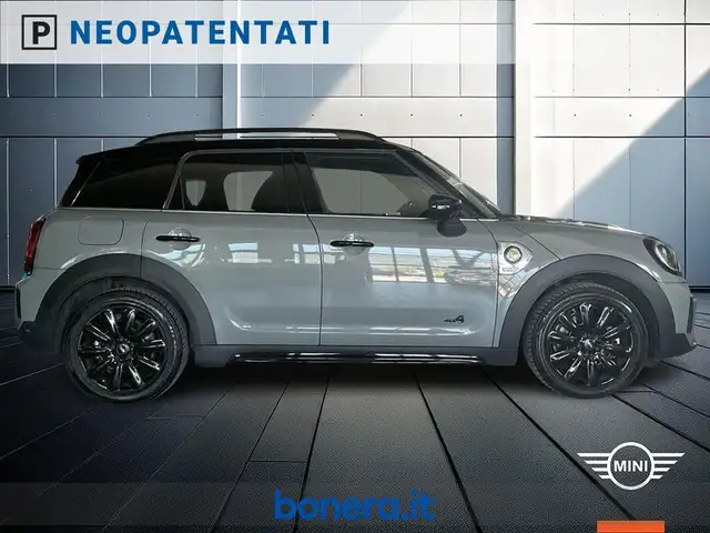 MINI Countryman view 5