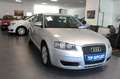 Audi A3 Sportback 1.6 Attraction 102 PS Argent - thumbnail 3