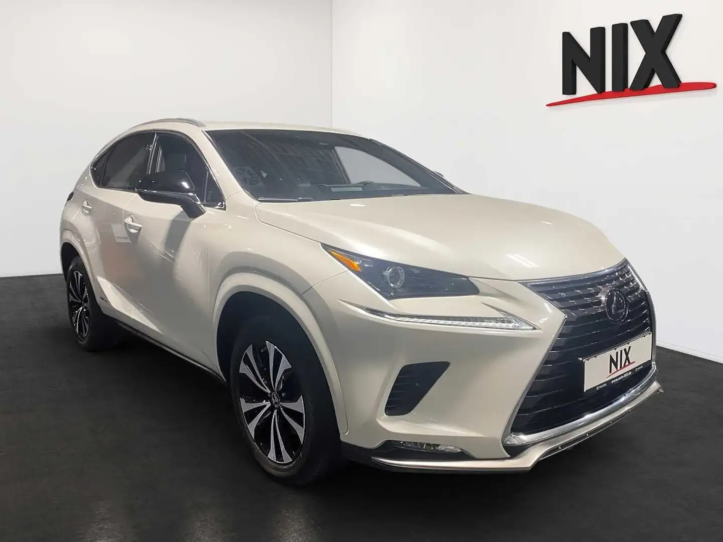 Lexus NX 300h 2.5 Hybrid Style Edition LED SHZ Weiß - 2
