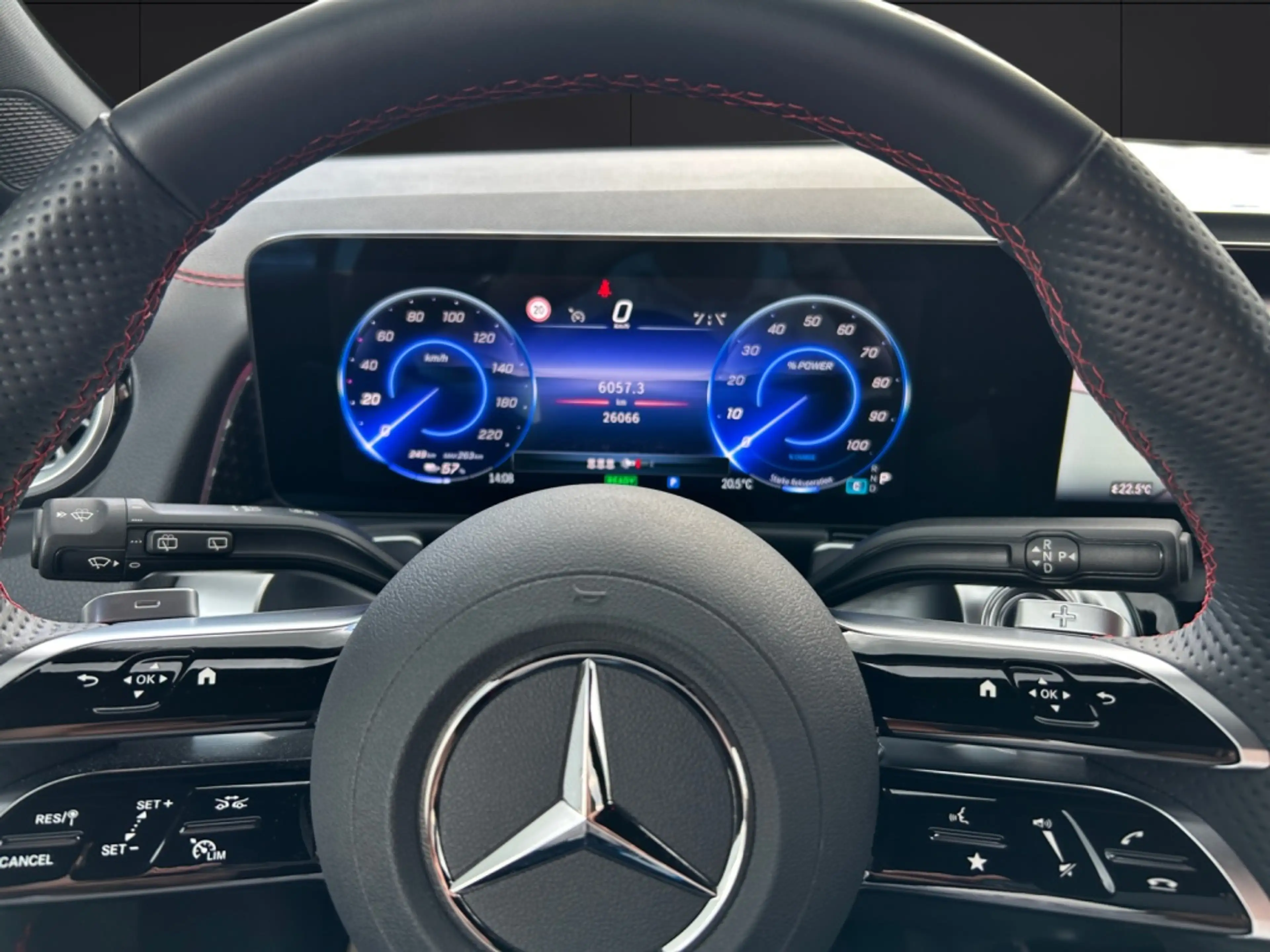 Mercedes-Benz EQB 350 4M AMG*LED*Kamera*Navigation*Easy-Pack* — photo 8