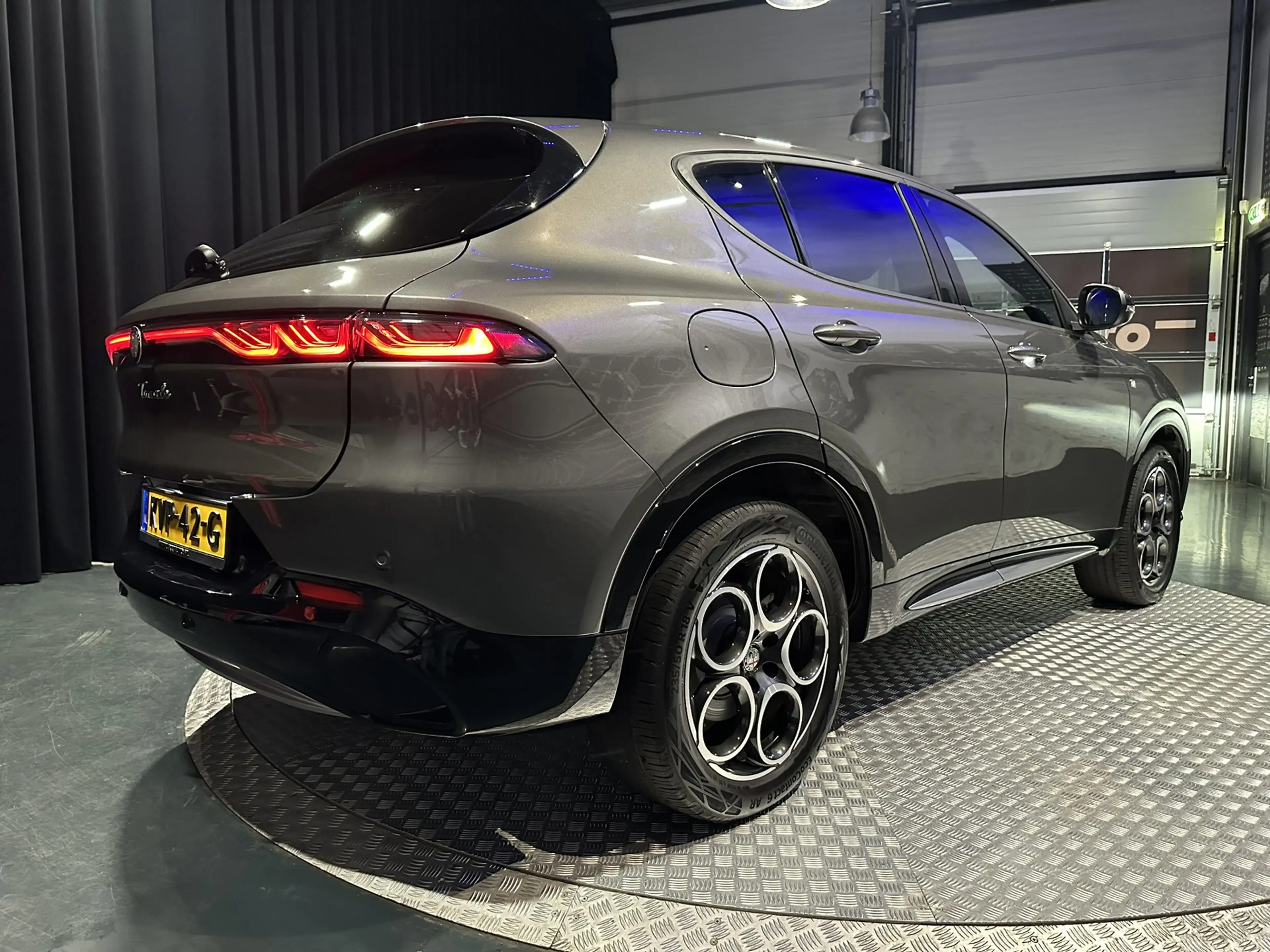 Alfa Romeo Tonale 1.3 Ibrida Plug-In Q4 — photo 25