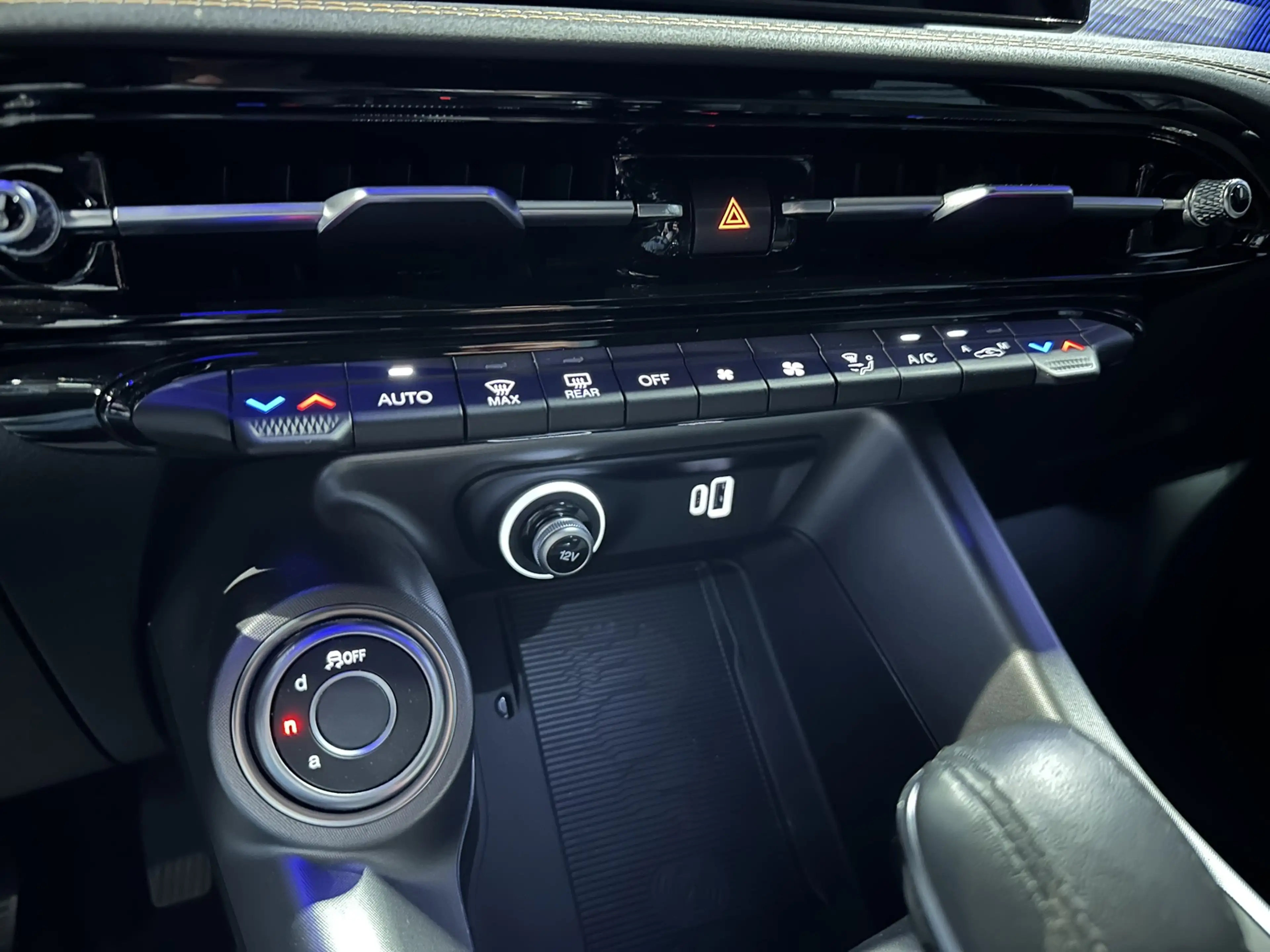 Alfa Romeo Tonale 1.3 Ibrida Plug-In Q4 — photo 21