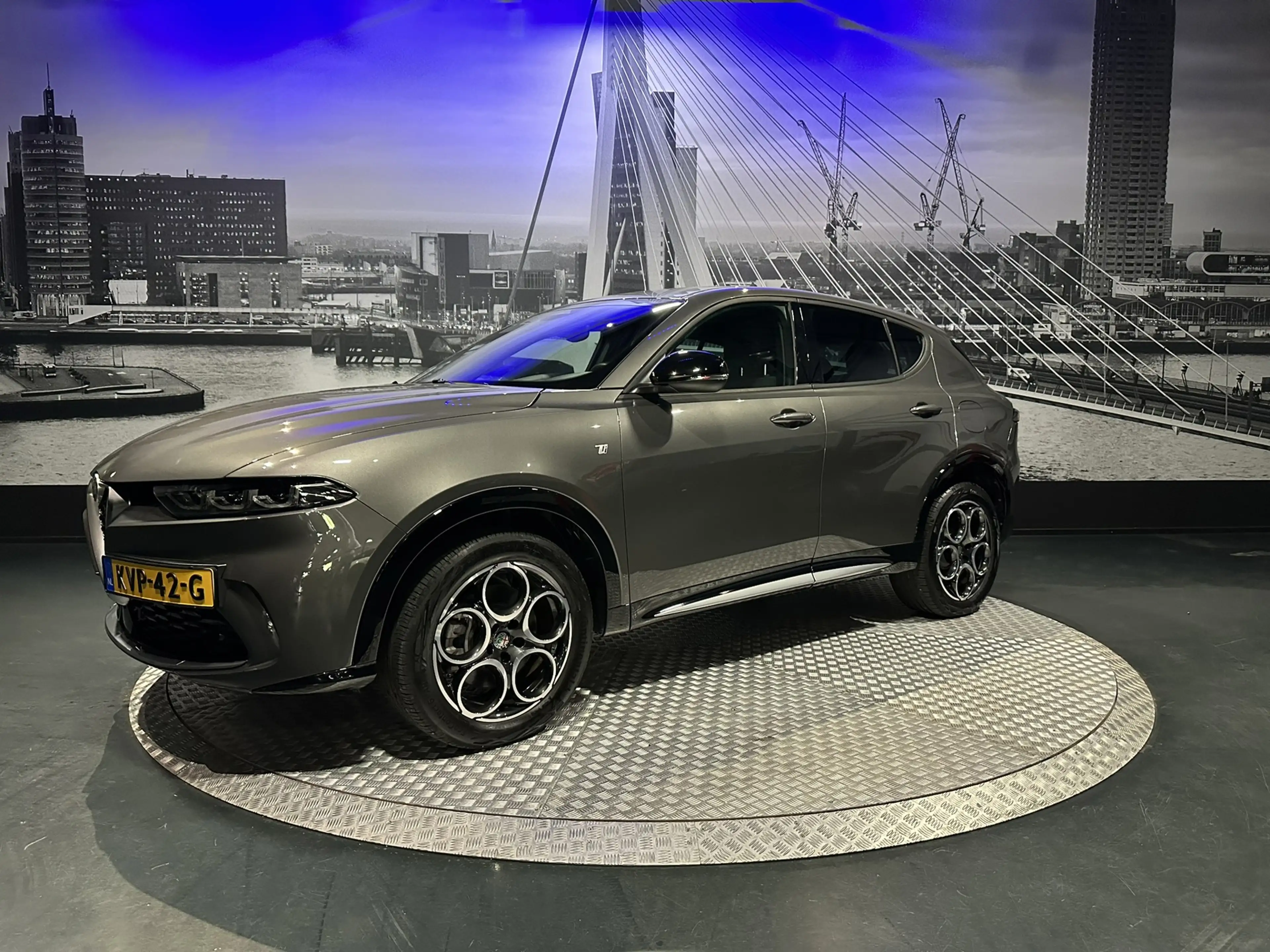 Alfa Romeo Tonale 1.3 Ibrida Plug-In Q4 — photo 7